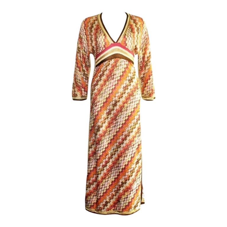 UNWORN Missoni Signature Chevron Zigzag Metallic Gold Kaftan Maxi Dress Gown  40 For Sale at 1stDibs