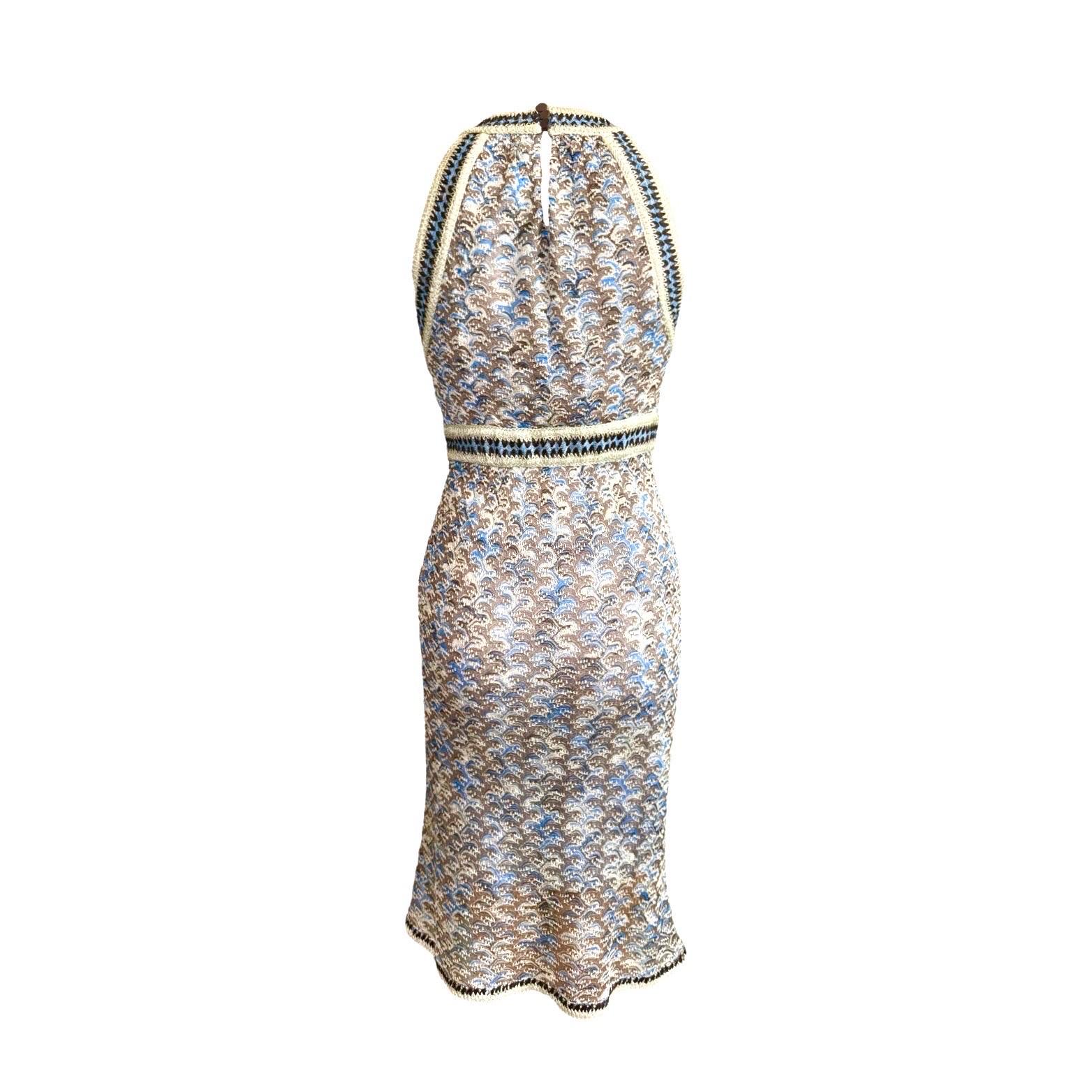 Grigio Non indossato Missoni, abito firmato in maglia all'uncinetto con motivo chevron, colore blu mare 40 in vendita