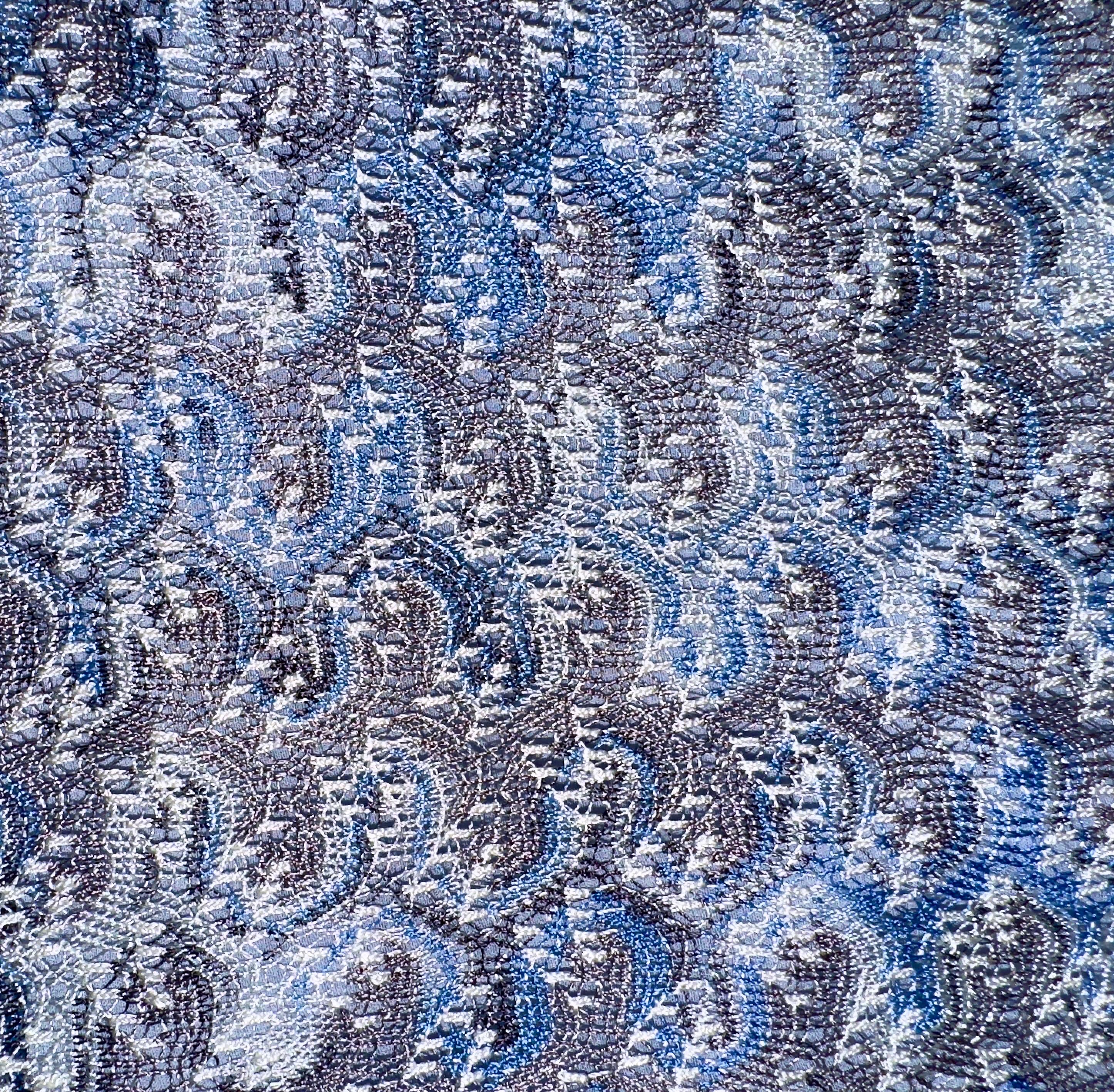 Non indossato Missoni, abito firmato in maglia all'uncinetto con motivo chevron, colore blu mare 40 in vendita 2