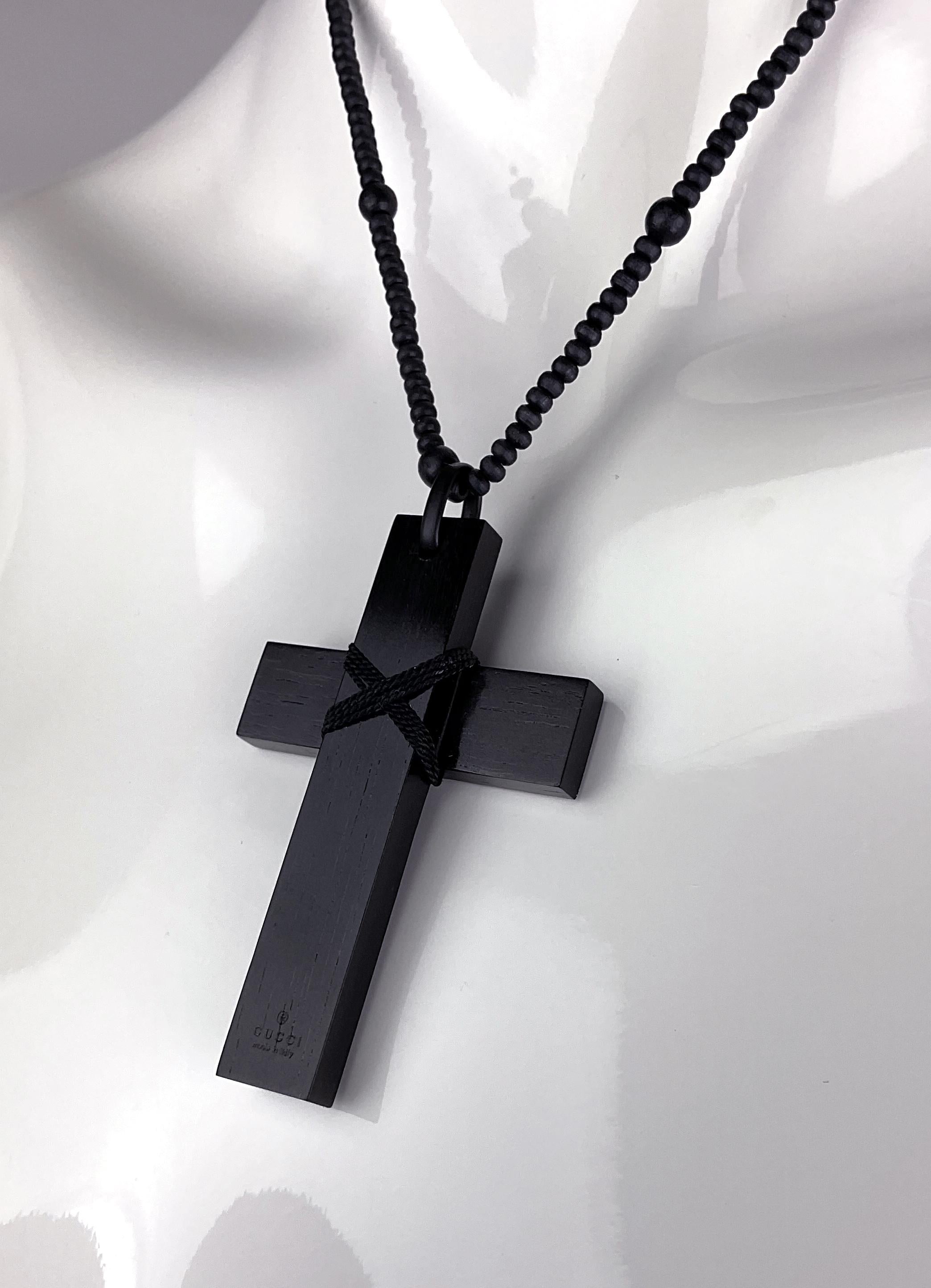 Ungetragene / neue Gucci by Tom Ford Herbst 2002 Archival Runway Cross Choker-Halskette 3