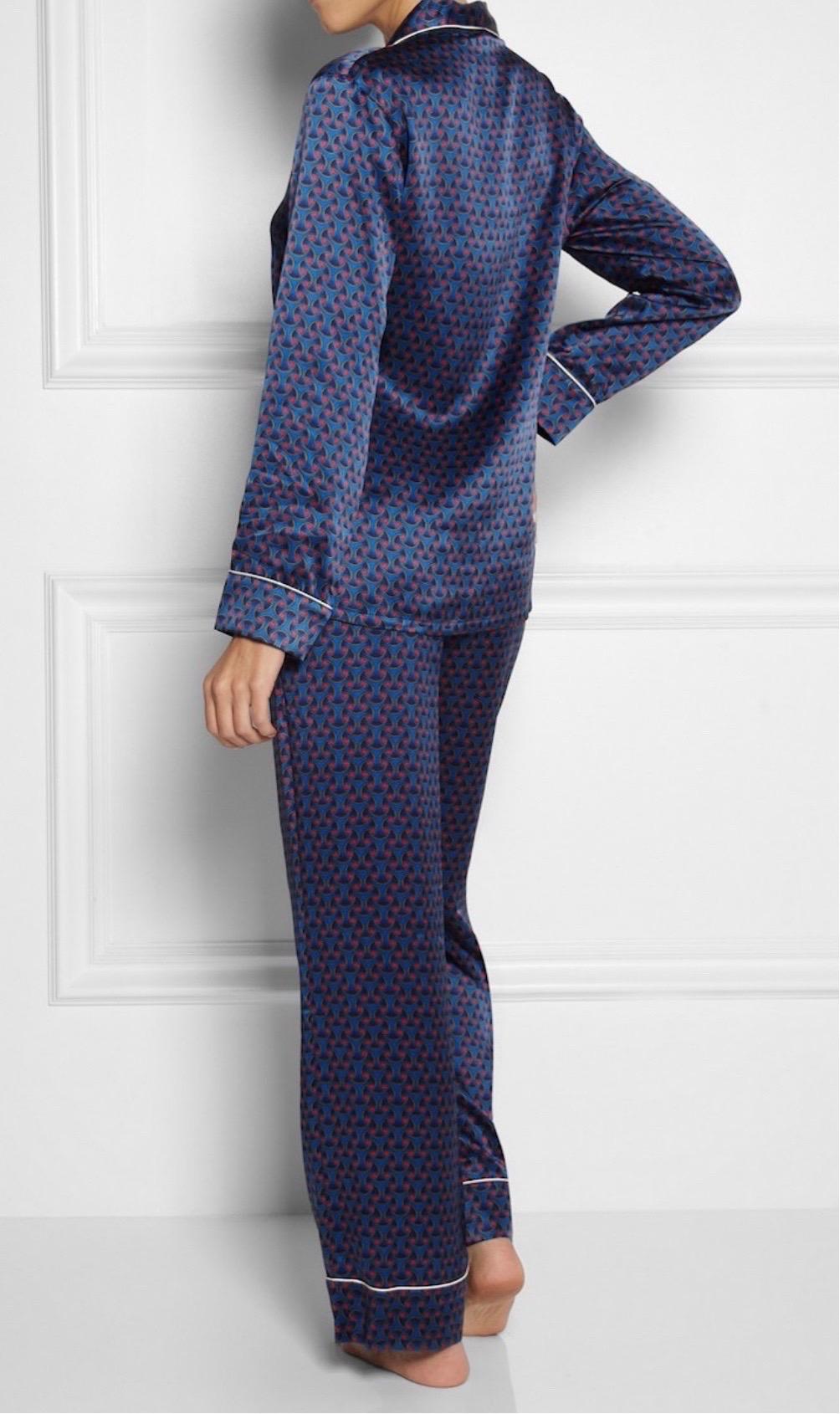 Viola Non indossato Olivia Von Halle, vestito da casa in seta stampata per dormire, 4/ L. in vendita