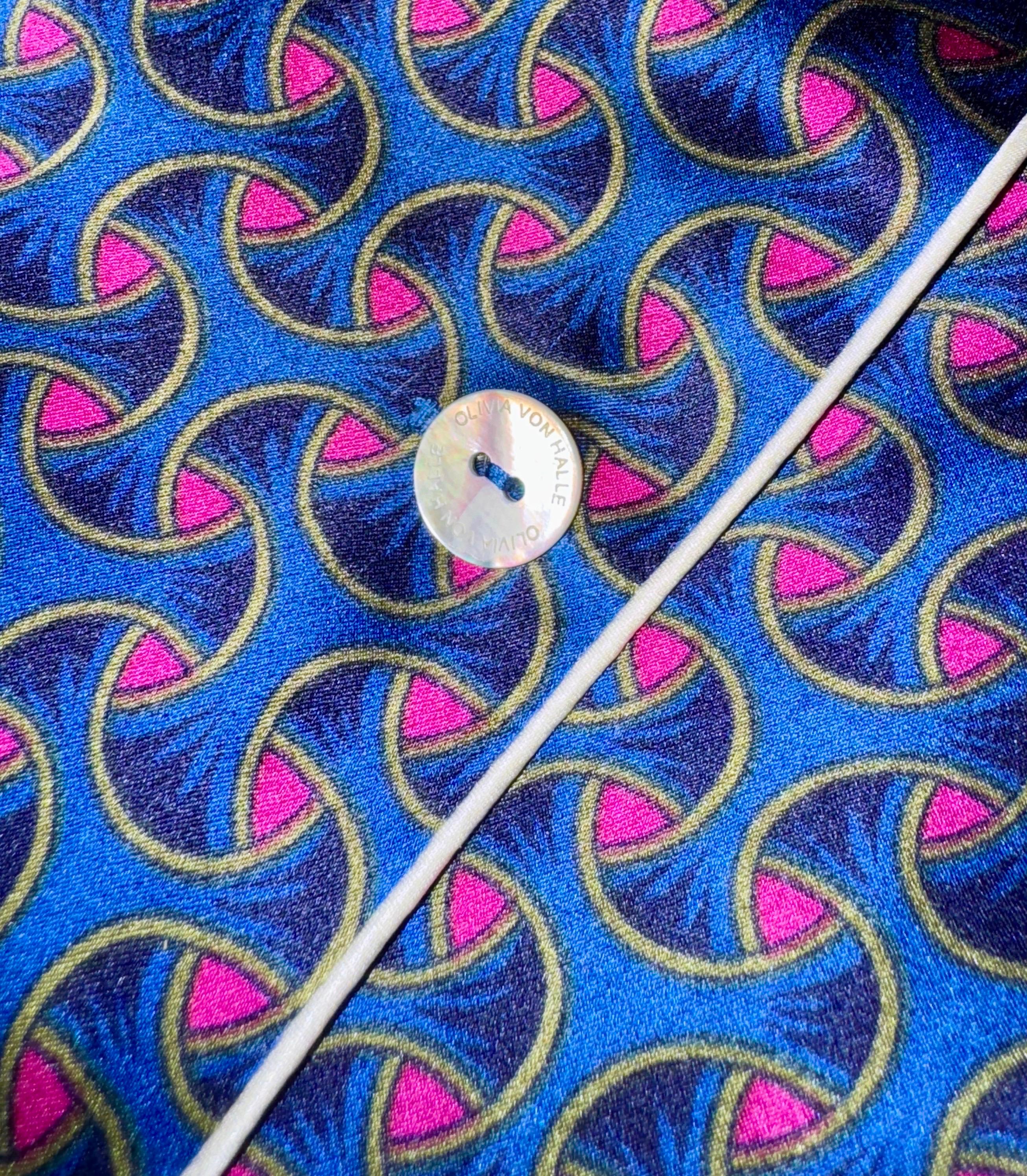 Non indossato Olivia Von Halle, vestito da casa in seta stampata per dormire, 4/ L. in vendita 1