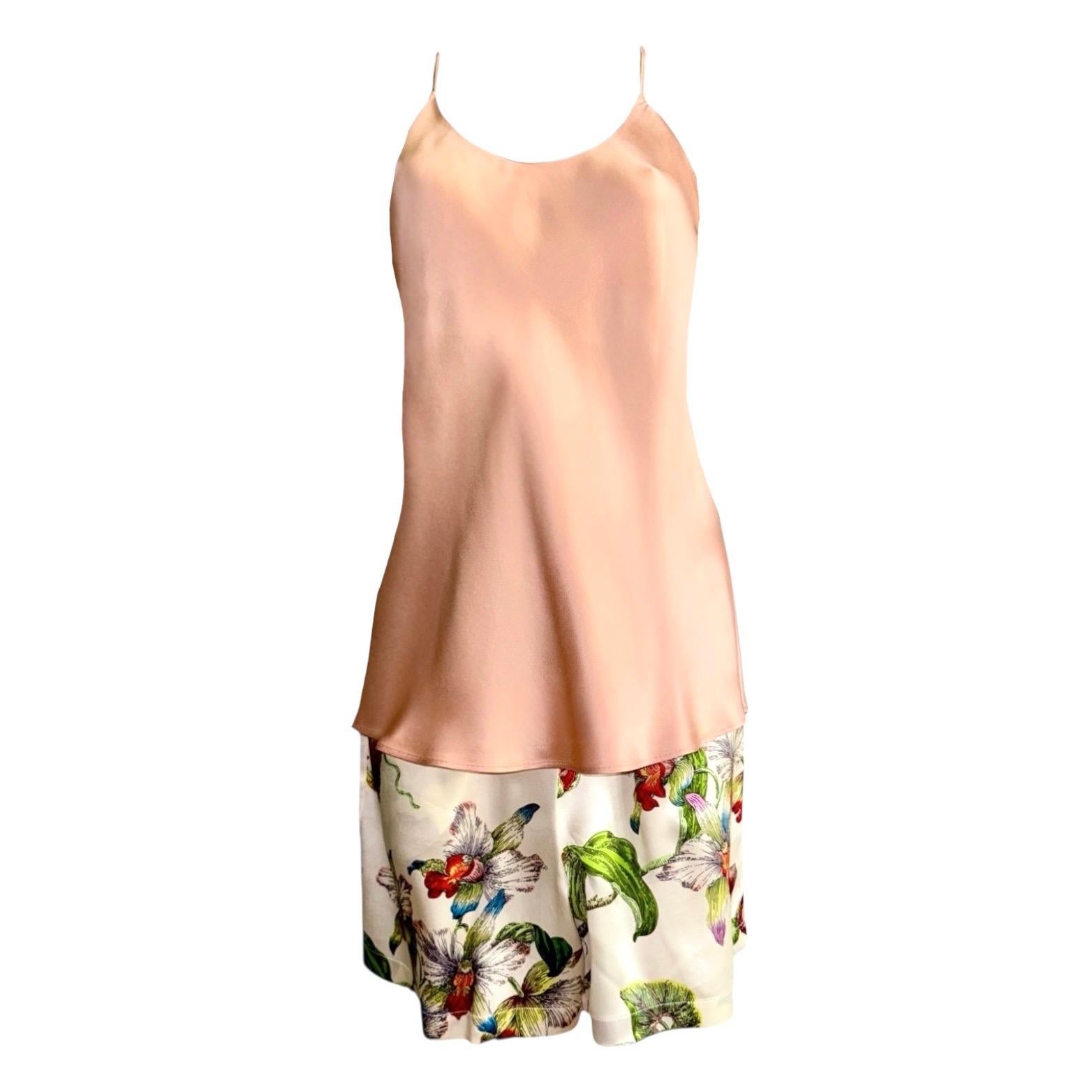 Beige UNWORN Olivia Von Halle Silk Camisole Top & Shorts Pants Ensemble Set Suit in vendita