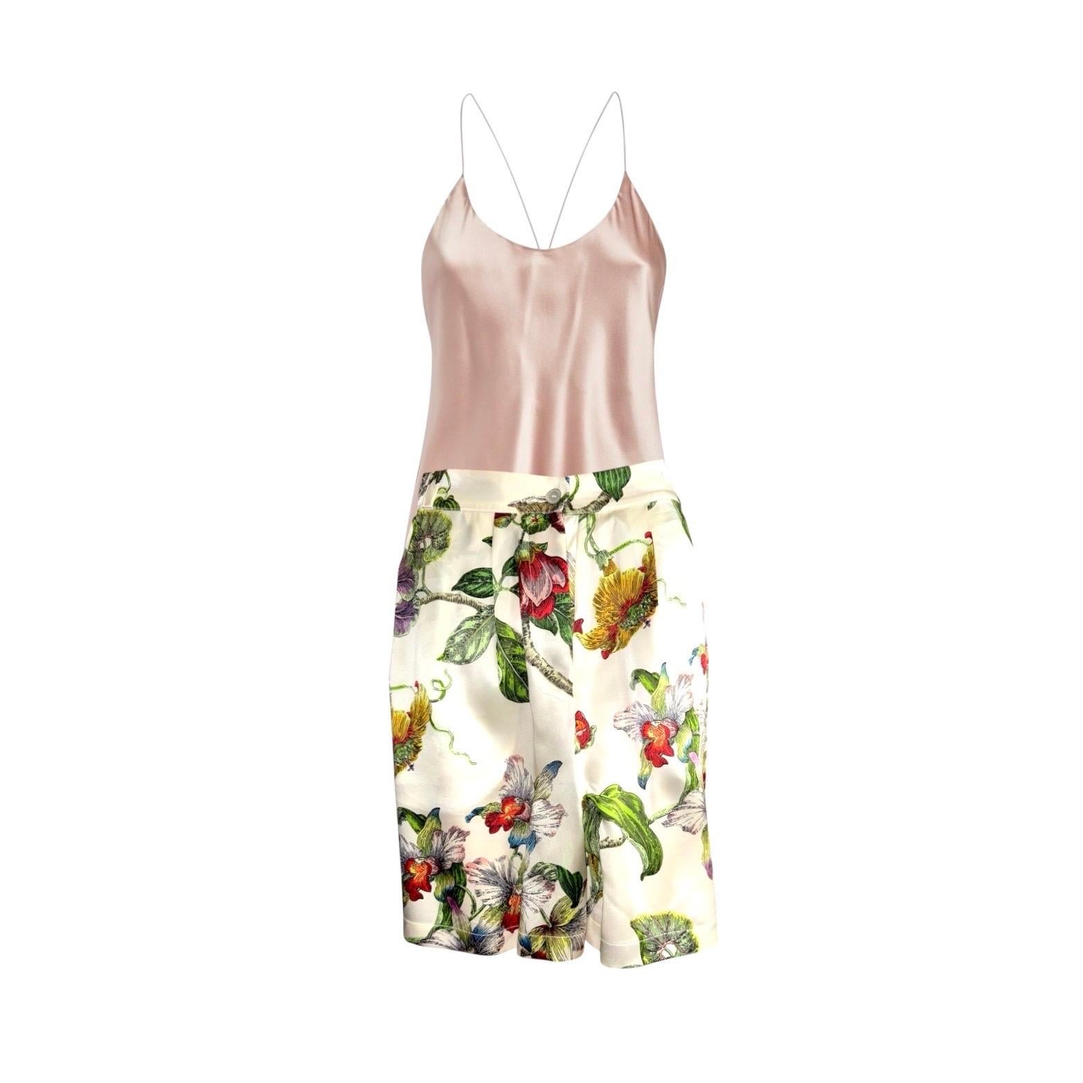 UNWORN Olivia Von Halle Silk Camisole Top & Shorts Pants Ensemble Set Suit in vendita