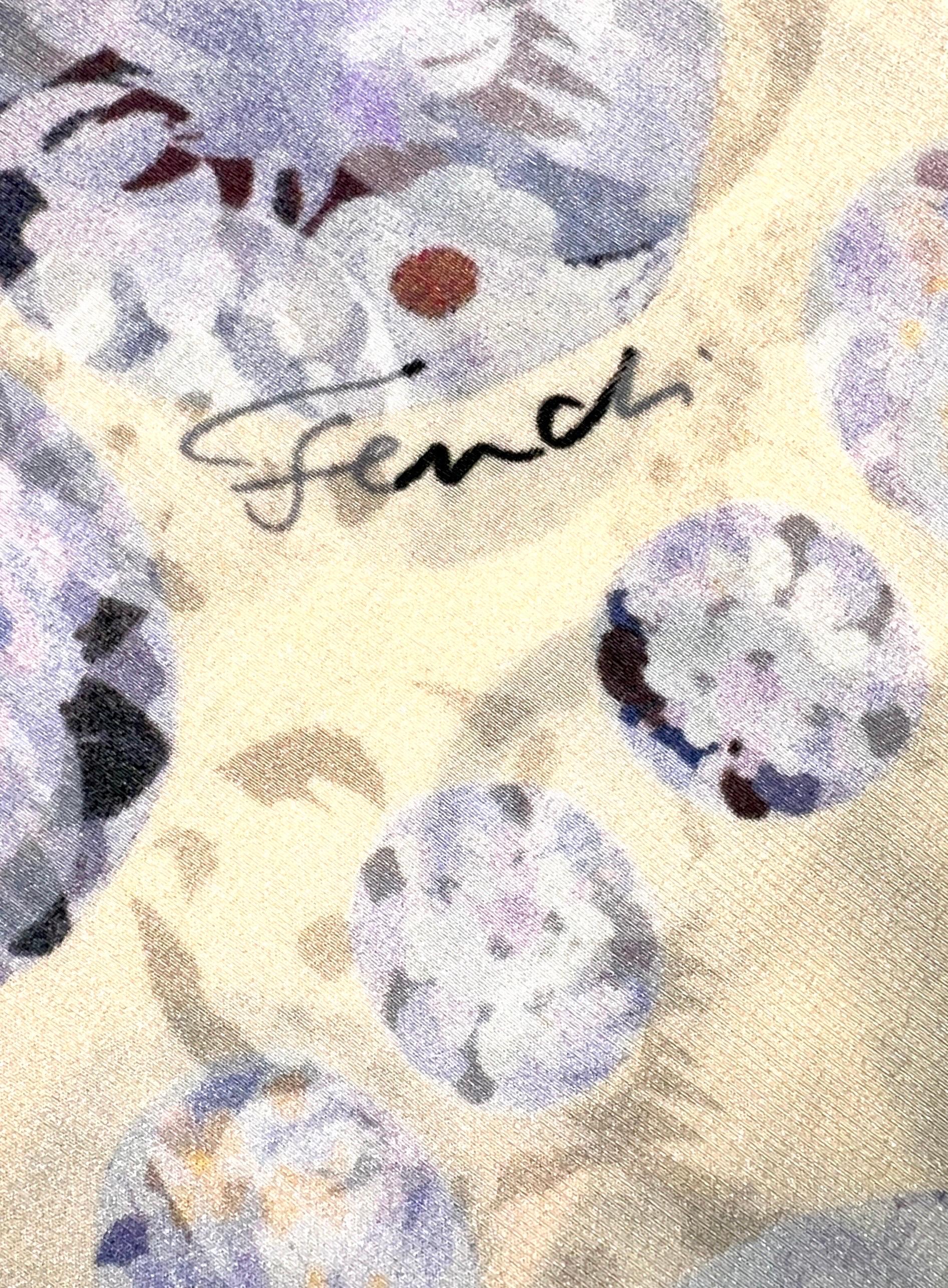 UNWORN Rare Fendi by Karl Lagerfeld Floral Logo Print Flower Silk Dress 42 In Good Condition In Switzerland, CH