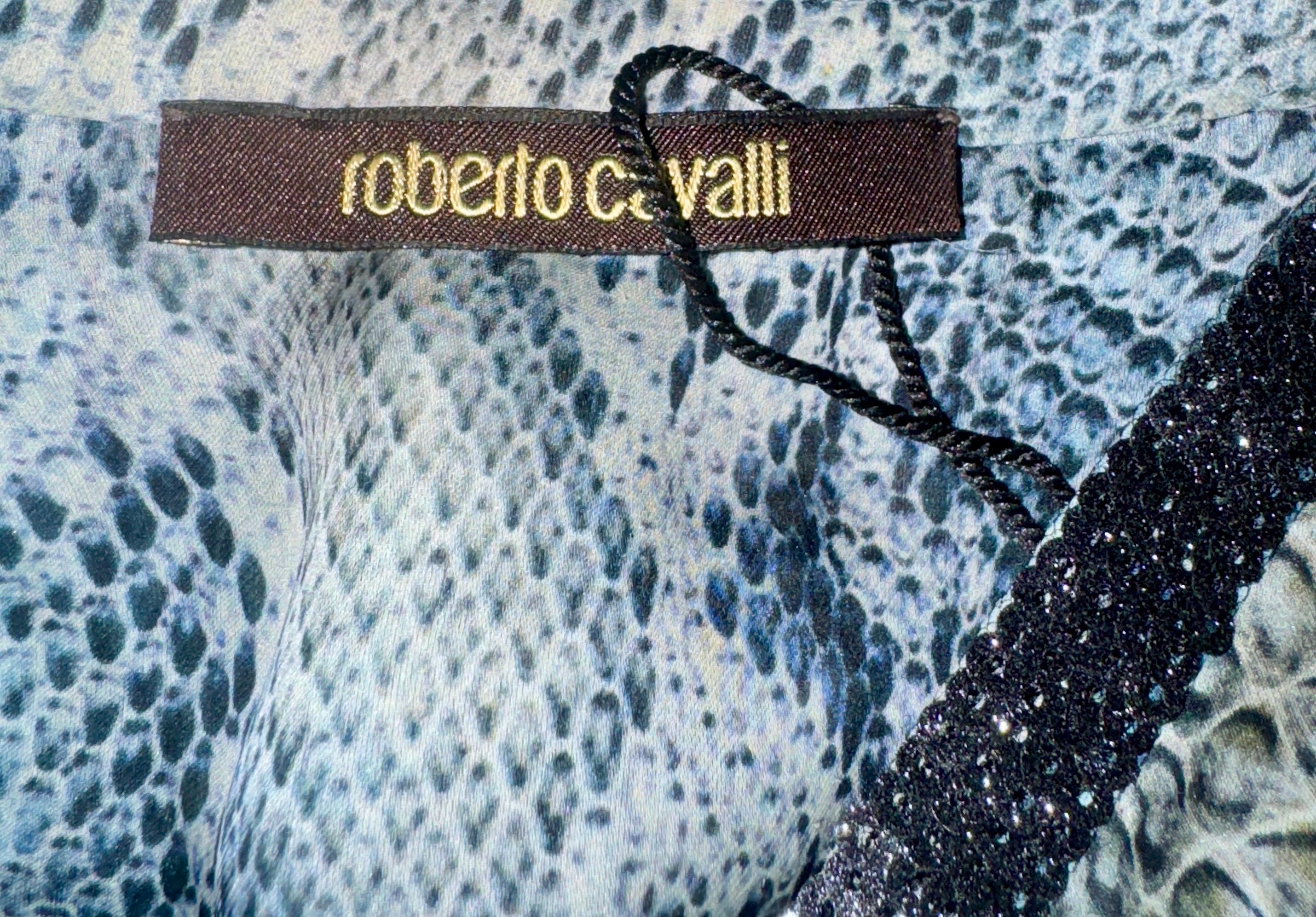 UNWORN Roberto Cavalli Sequin Embroidered Snake Print Silk Kaftan Tunic Top 38 For Sale 5