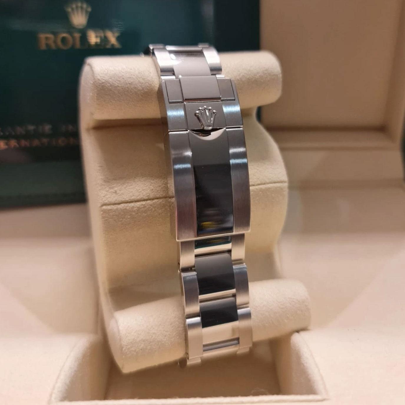 Rolex Cosmograph Daytona sin usar Referencia# 126500ln, Juego completo, 2025 en venta 1
