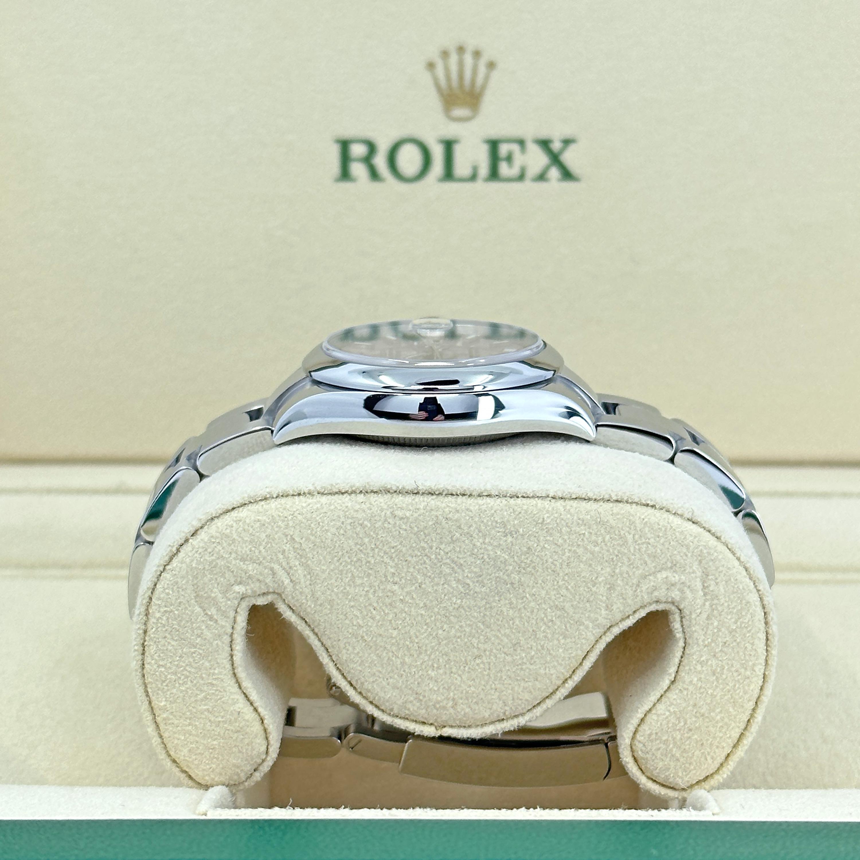 Women's or Men's Unworn Rolex Datejust 31 Pink Oyster Reference# 278240, Complete set, 2025 For Sale