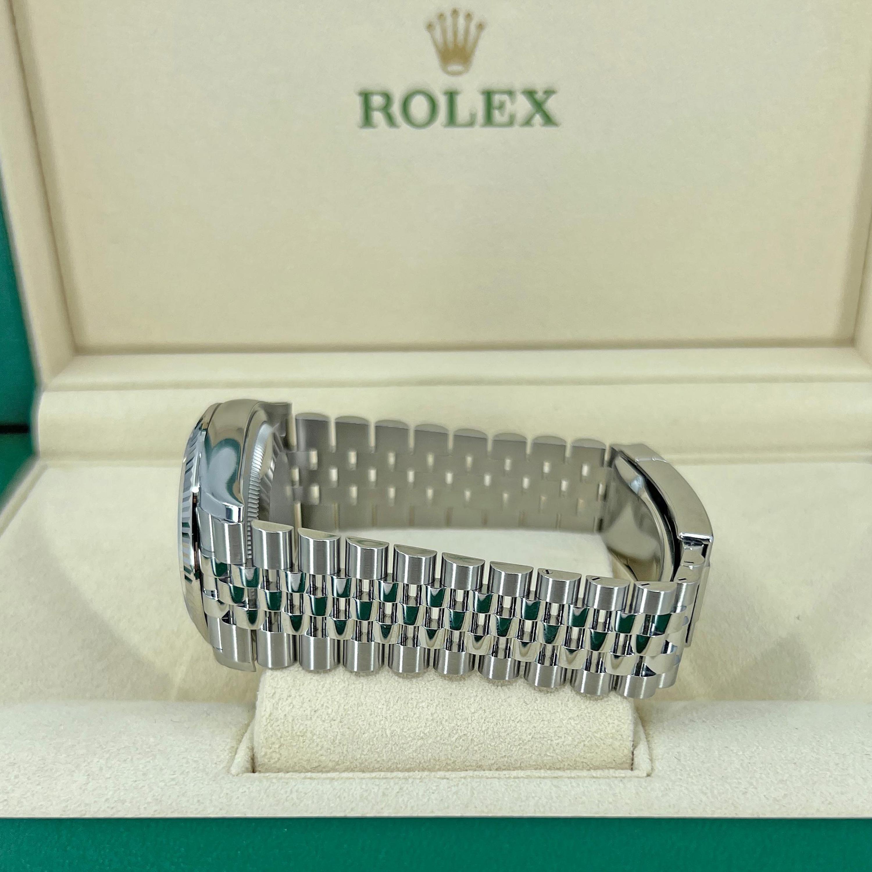Ungetragene Rolex Datejust 36 Mint Green Jubile Reference# 126234, Komplettset, 2025 im Angebot 4