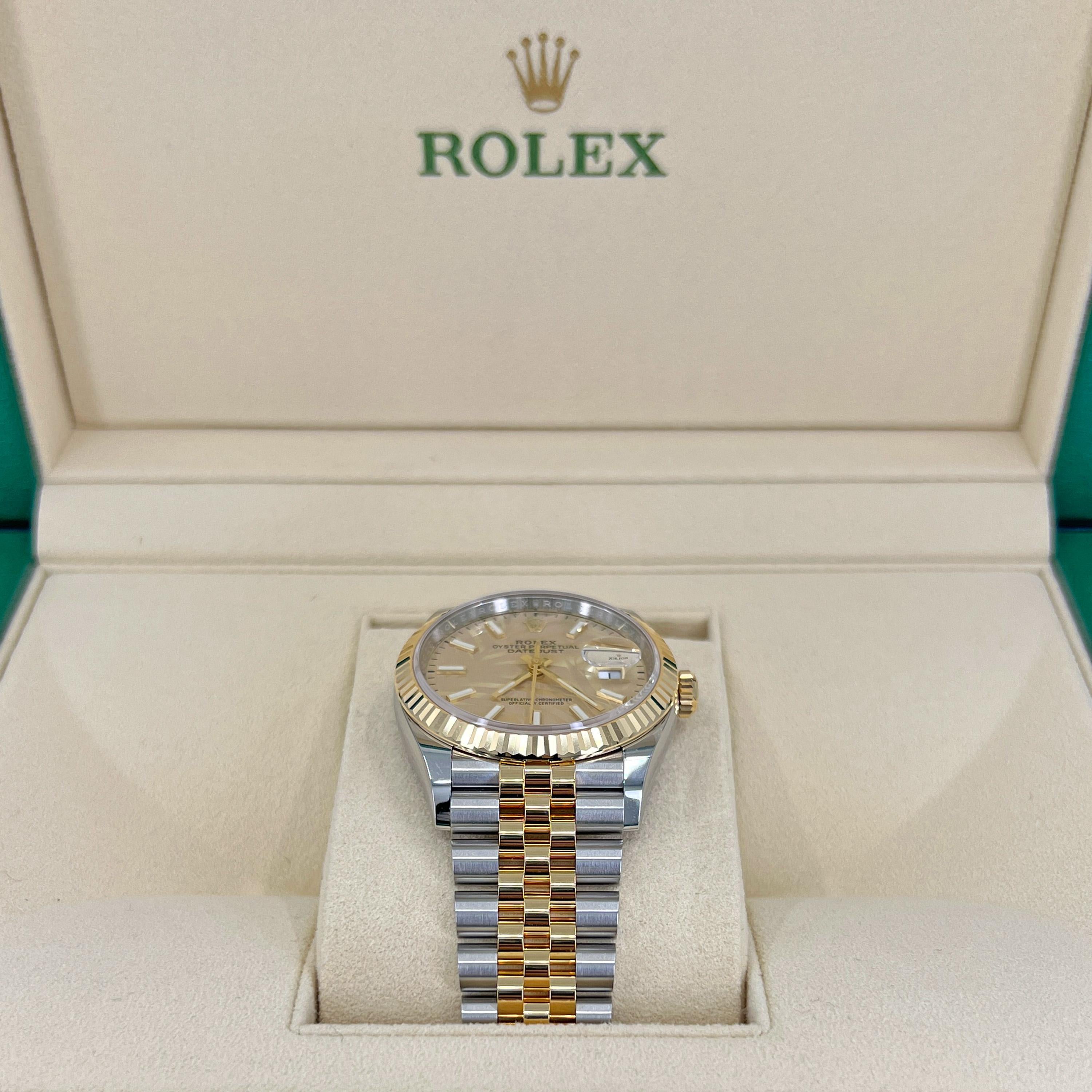 Rolex Datejust 126233-0037 - Quadrante con motivo a palme, Eleganza bicolore, maestria Rolex moderna

Una straordinaria fusione di ispirazione naturale e lusso senza tempo, il Rolex Datejust 126233-0037 si distingue per l'esclusivo quadrante 