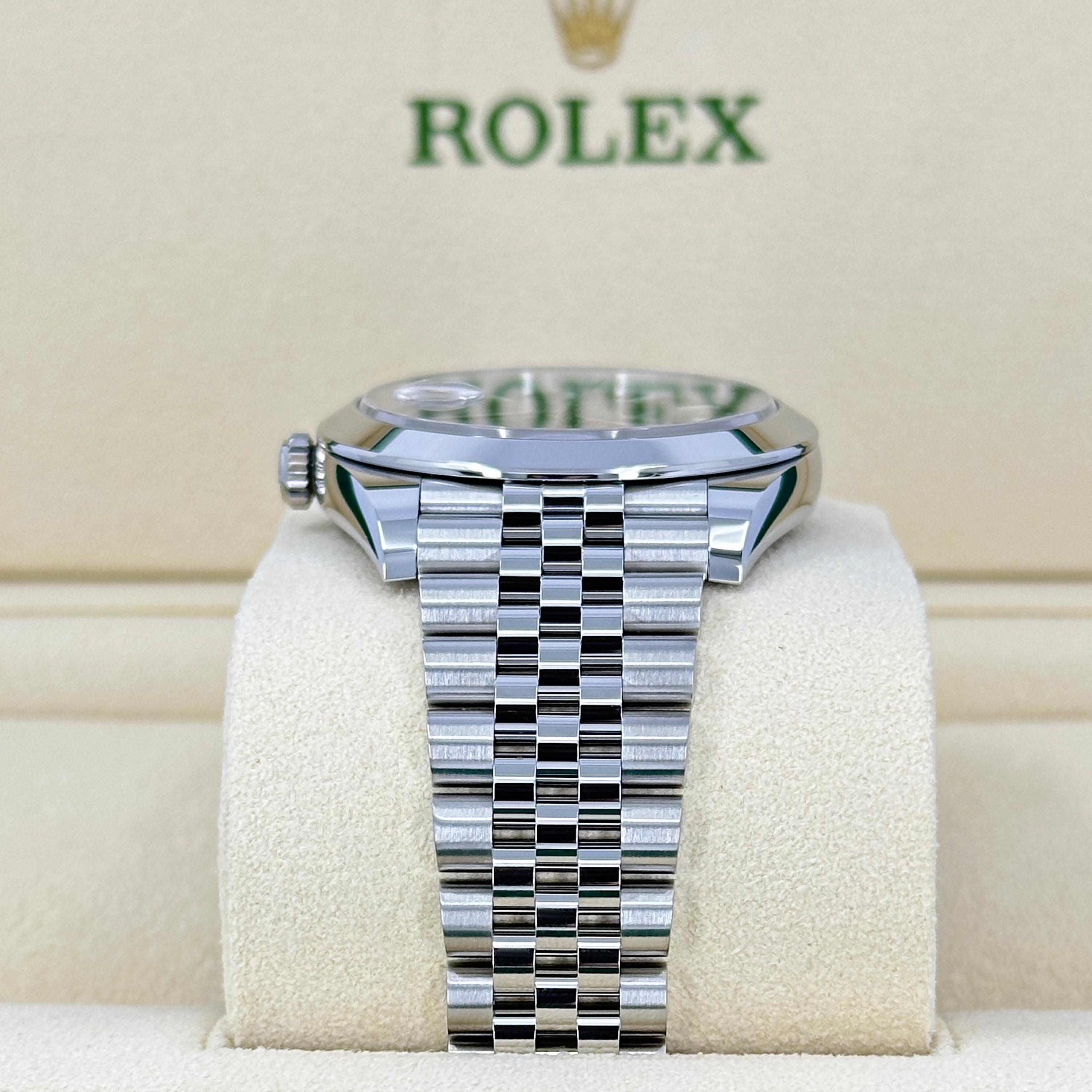 Ungetragene Rolex Datejust 41 Black Jubilee Reference# 126300, Komplettset, 2025 im Angebot 2