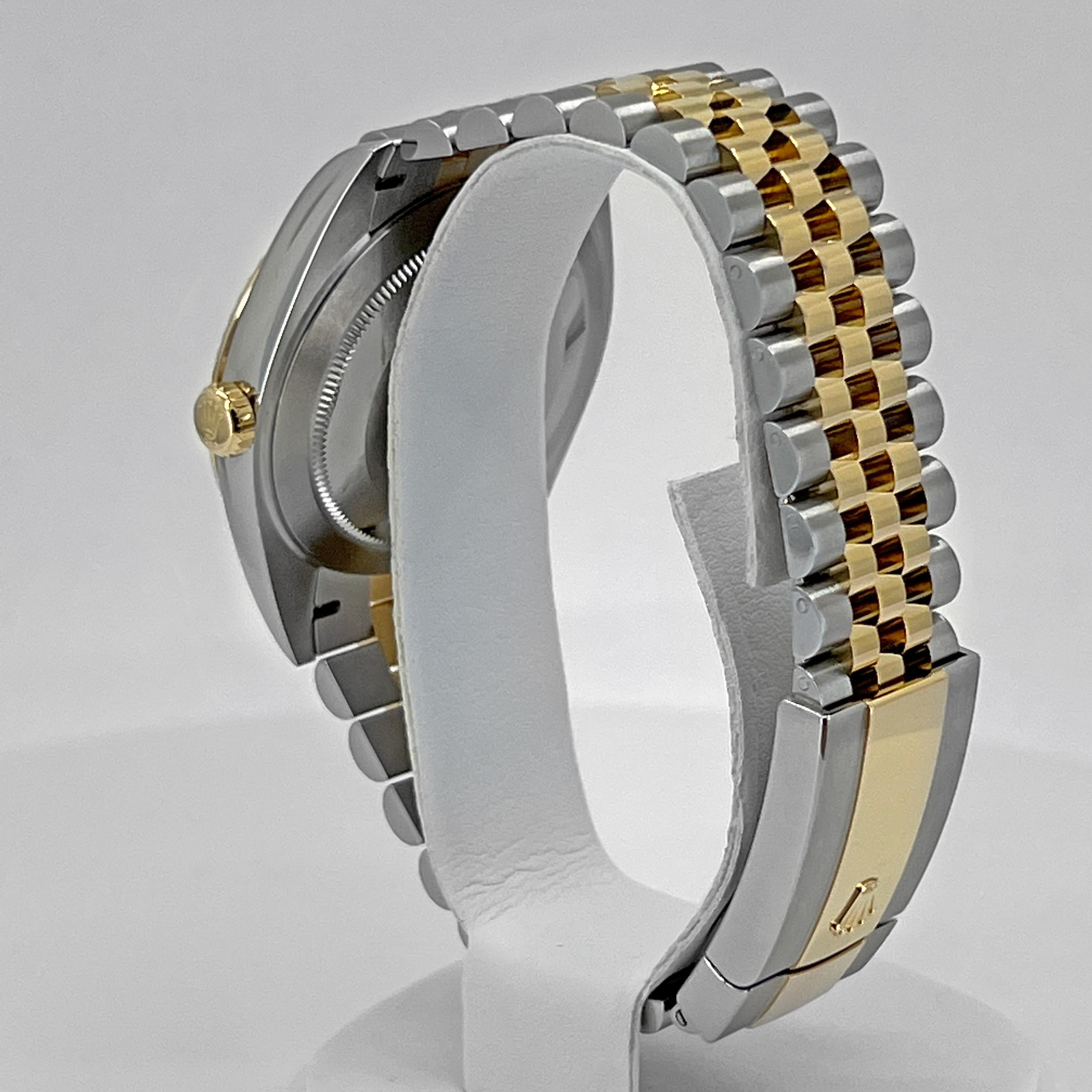 Unworn Rolex Datejust 41 Black Jubilee Reference# 126333, Complete set, 2025 For Sale 13