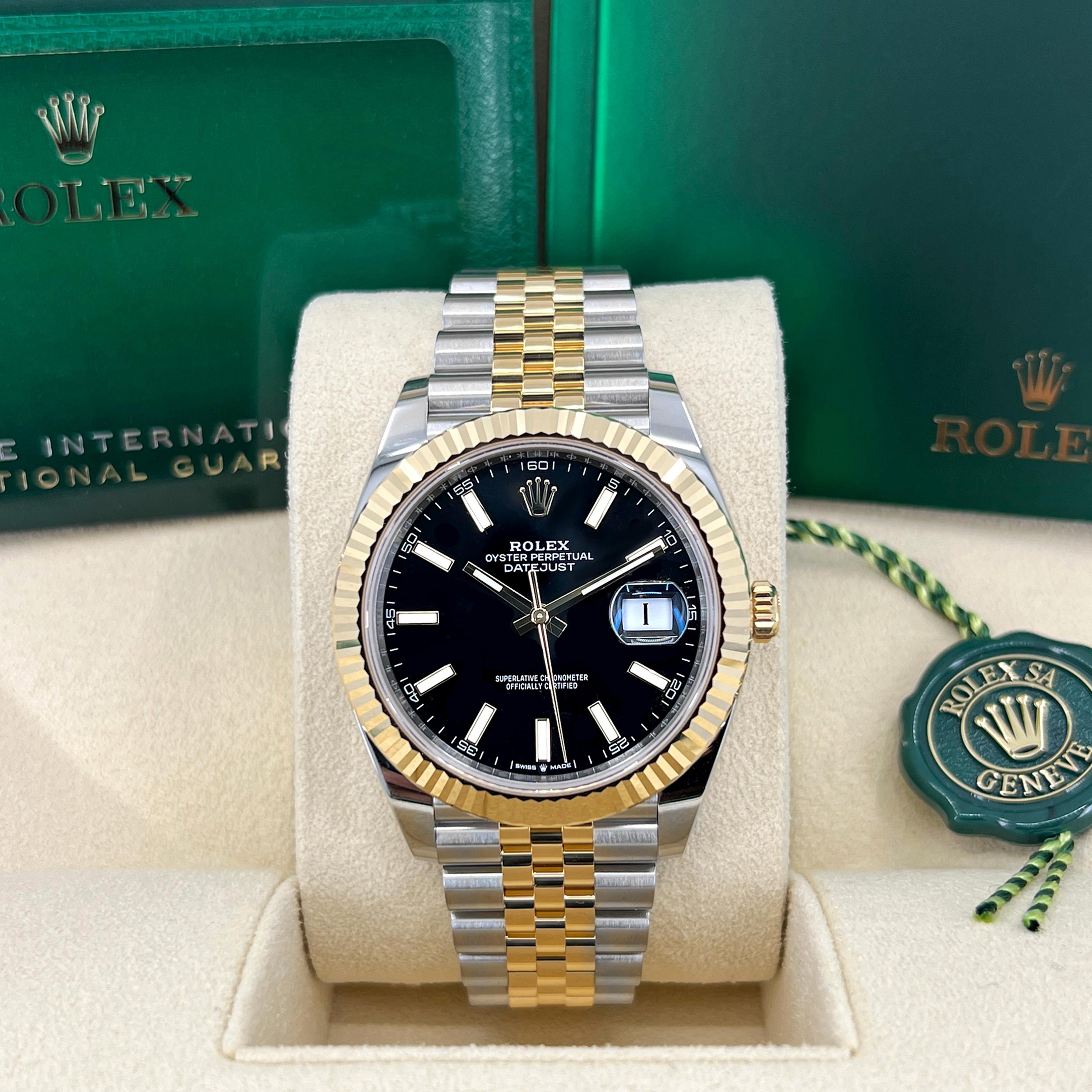 Rolex Datejust 126333-0014 – Two-Tone Luxury with Bold Black Sunray Dial

A commanding presence with classic Rolex styling, the Datejust 126333-0014 exemplifies luxury in its most versatile form. This 41mm model pairs robust Oystersteel with warm
