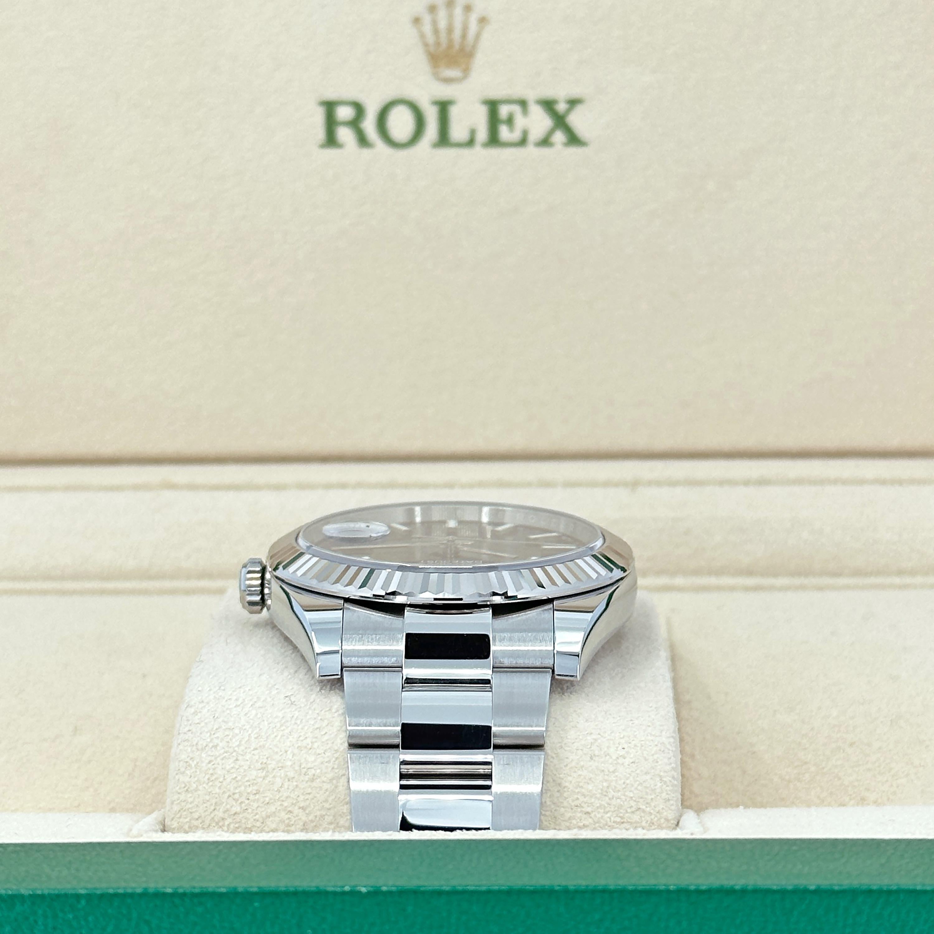 Unworn Rolex Datejust 41 Black Oyster Reference# 126334, Complete set, 2025 For Sale 3