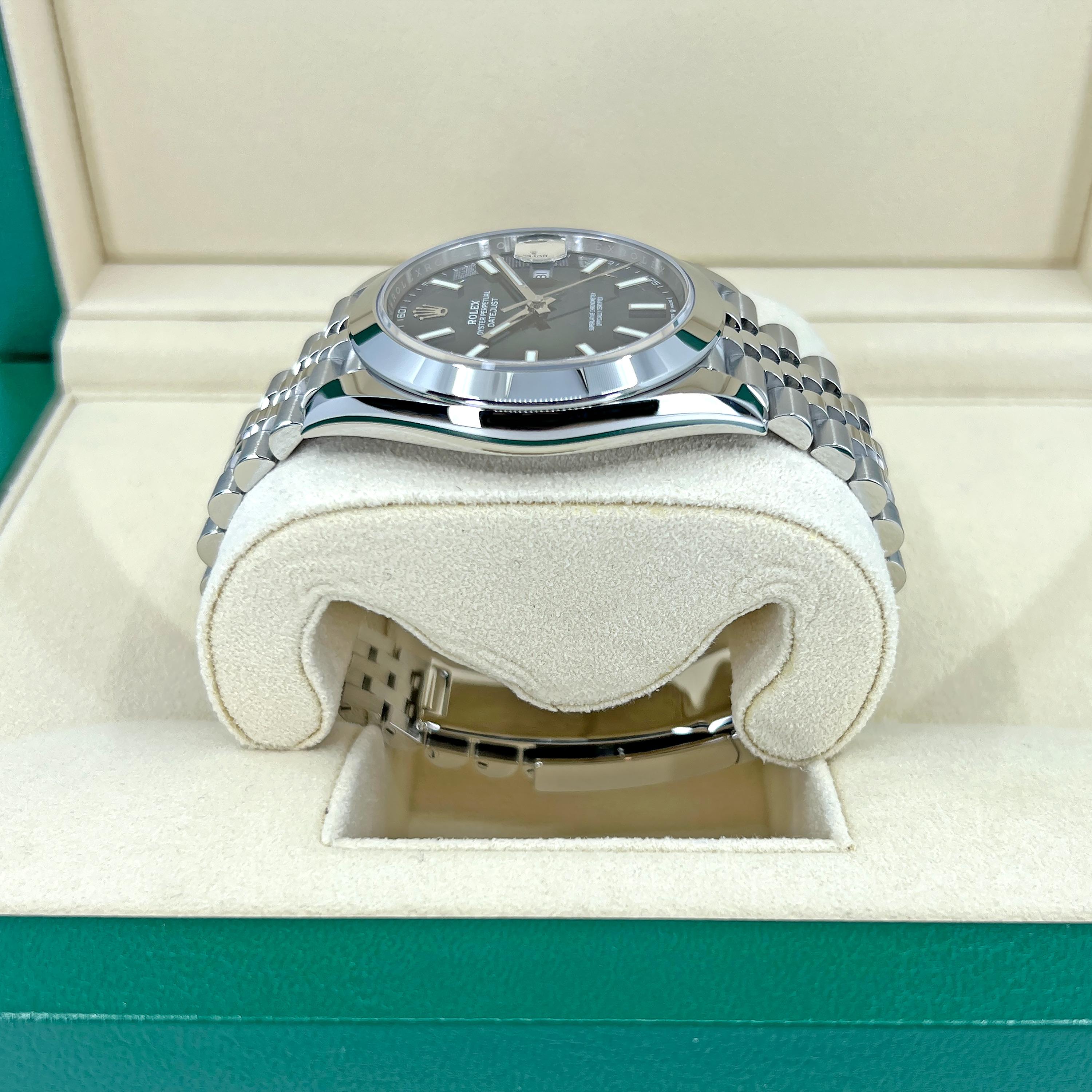 Rolex Datejust 41 Blue Jubilee Riferimento n. 126300, Set completo, 2025 in vendita 3
