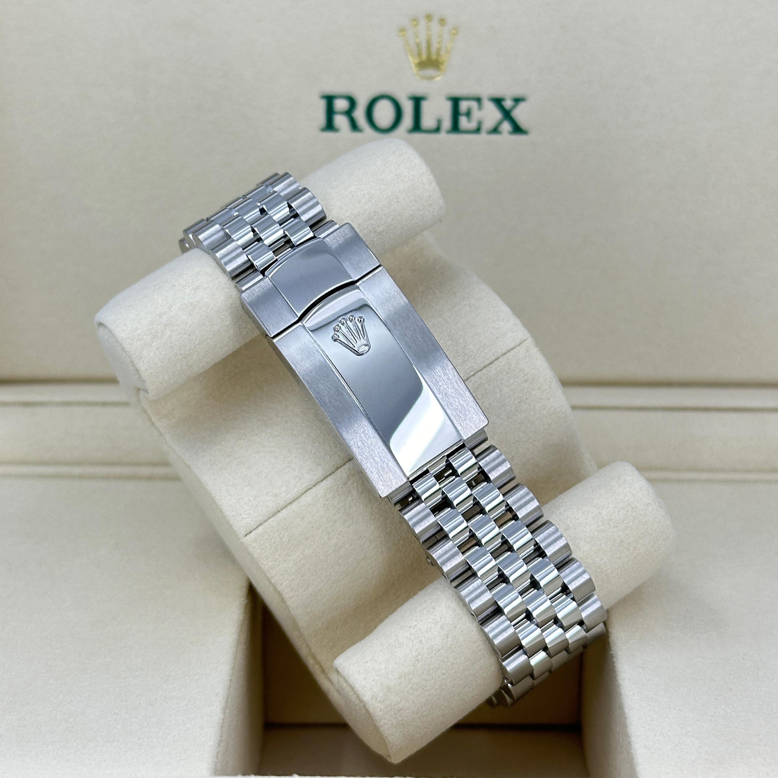 Ungetragene Rolex Datejust 41 Blue Jubilee Reference# 126300, Komplettset, 2025 im Angebot 3
