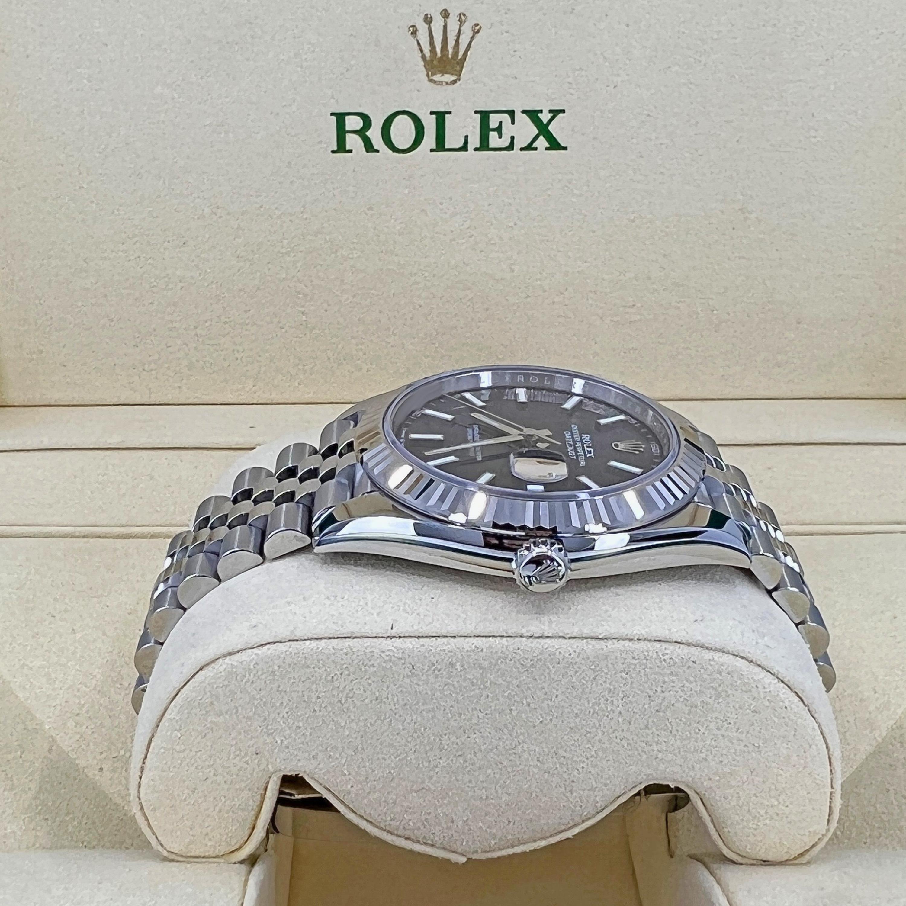 Ungetragene Rolex Datejust 41 Blue Jubilee Reference# 126334, Komplettset, 2025 im Zustand „Neu“ im Angebot in New York, NY