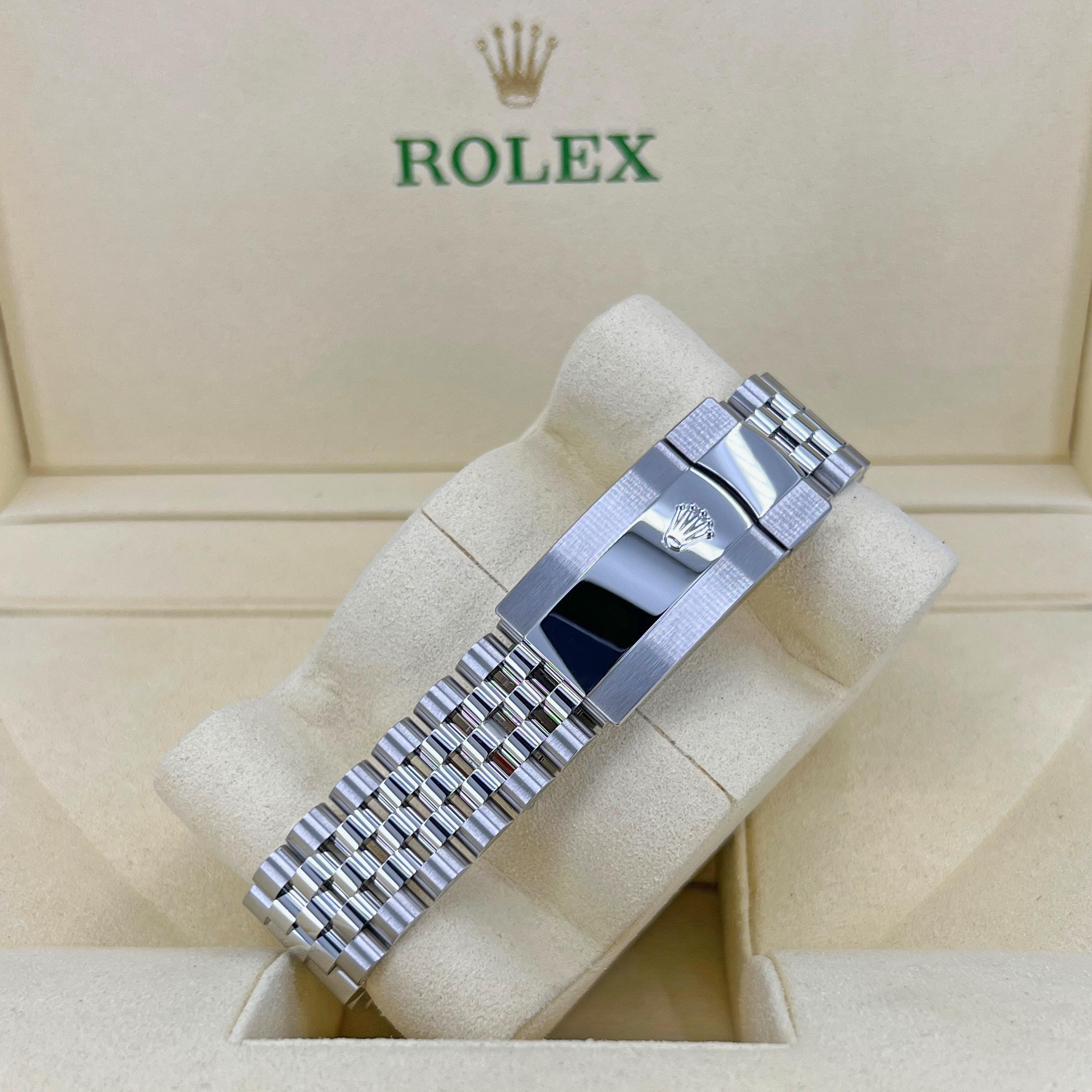 Ungetragene Rolex Datejust 41 Blue Jubilee Reference# 126334, Komplettset, 2025 im Angebot 2