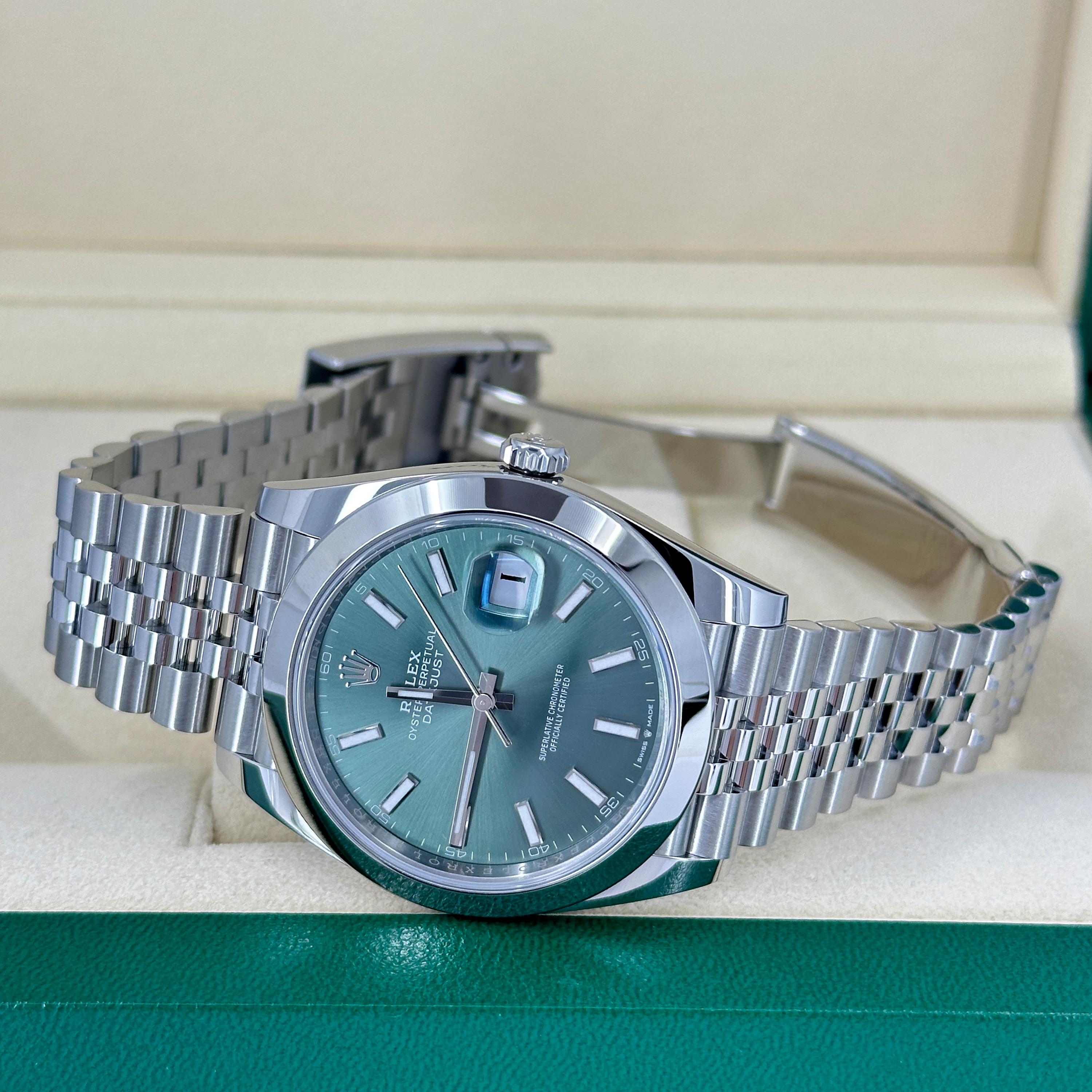 Rolex Datejust 41 Green Jubilee sin usar Referencia# 126300, Juego completo, 2025 en venta 9