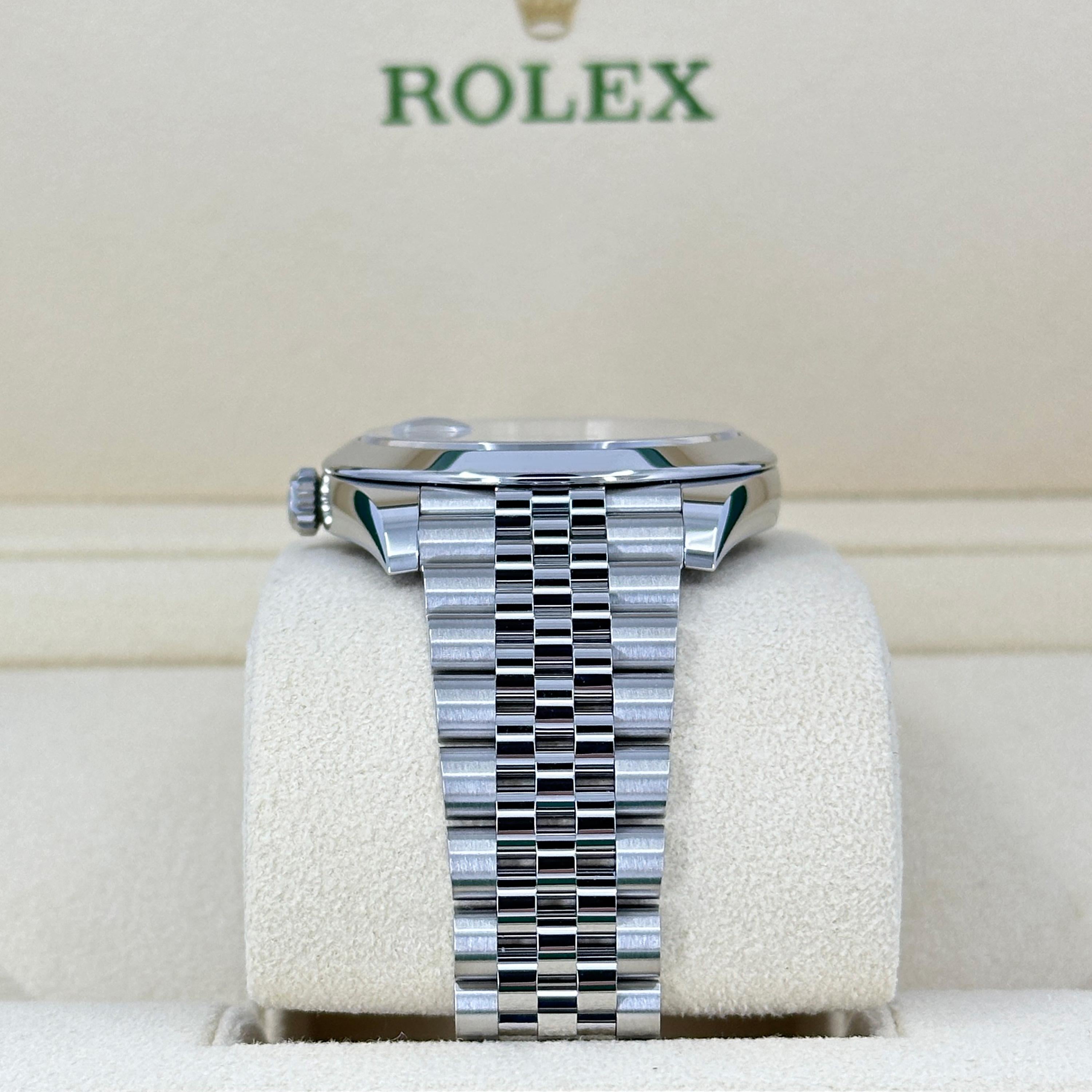 Rolex Datejust 41 Green Jubilee sin usar Referencia# 126300, Juego completo, 2025 en venta 1