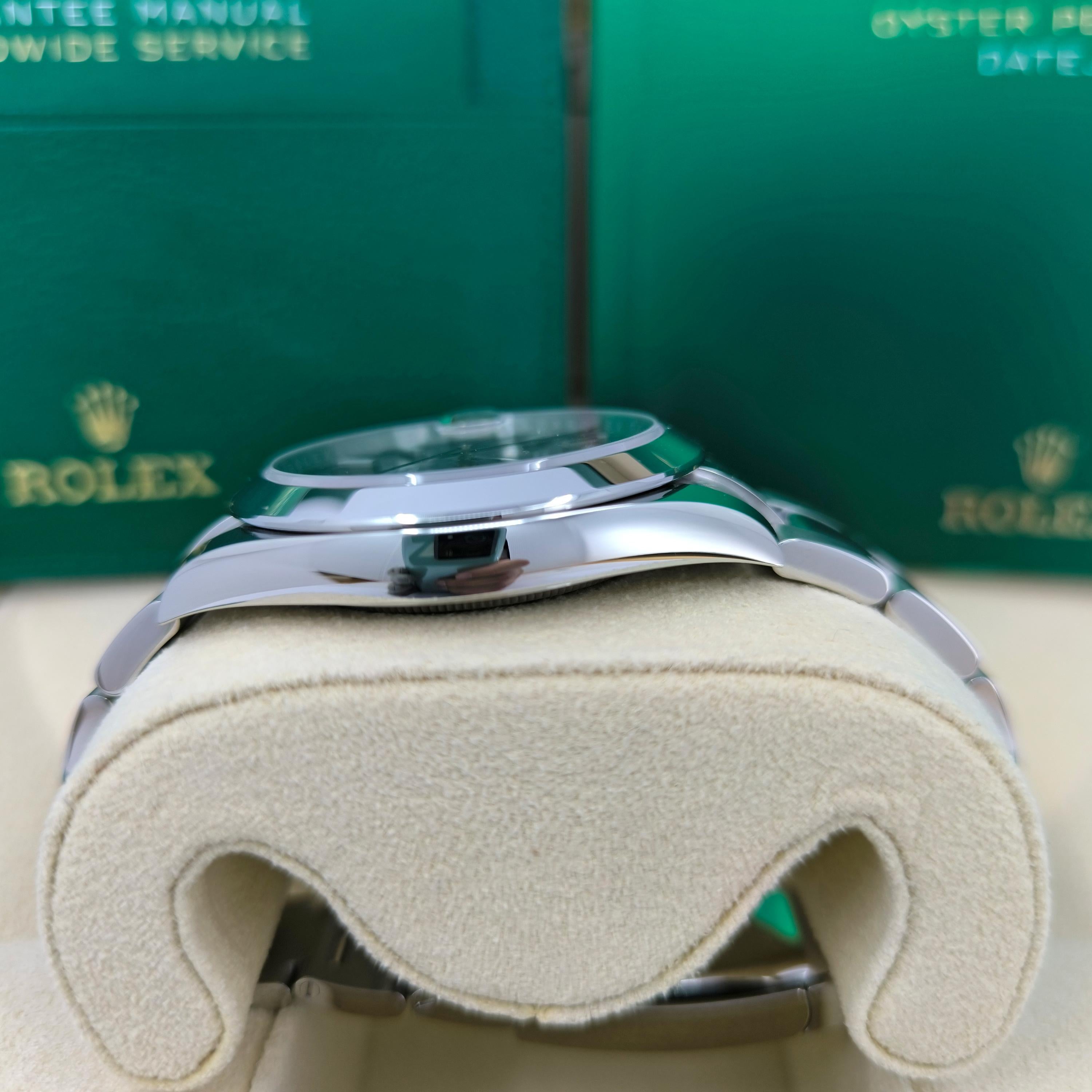 Rolex Datejust 41 Green Oyster Reference# 126300, Jeu complet, 2025 en vente 6