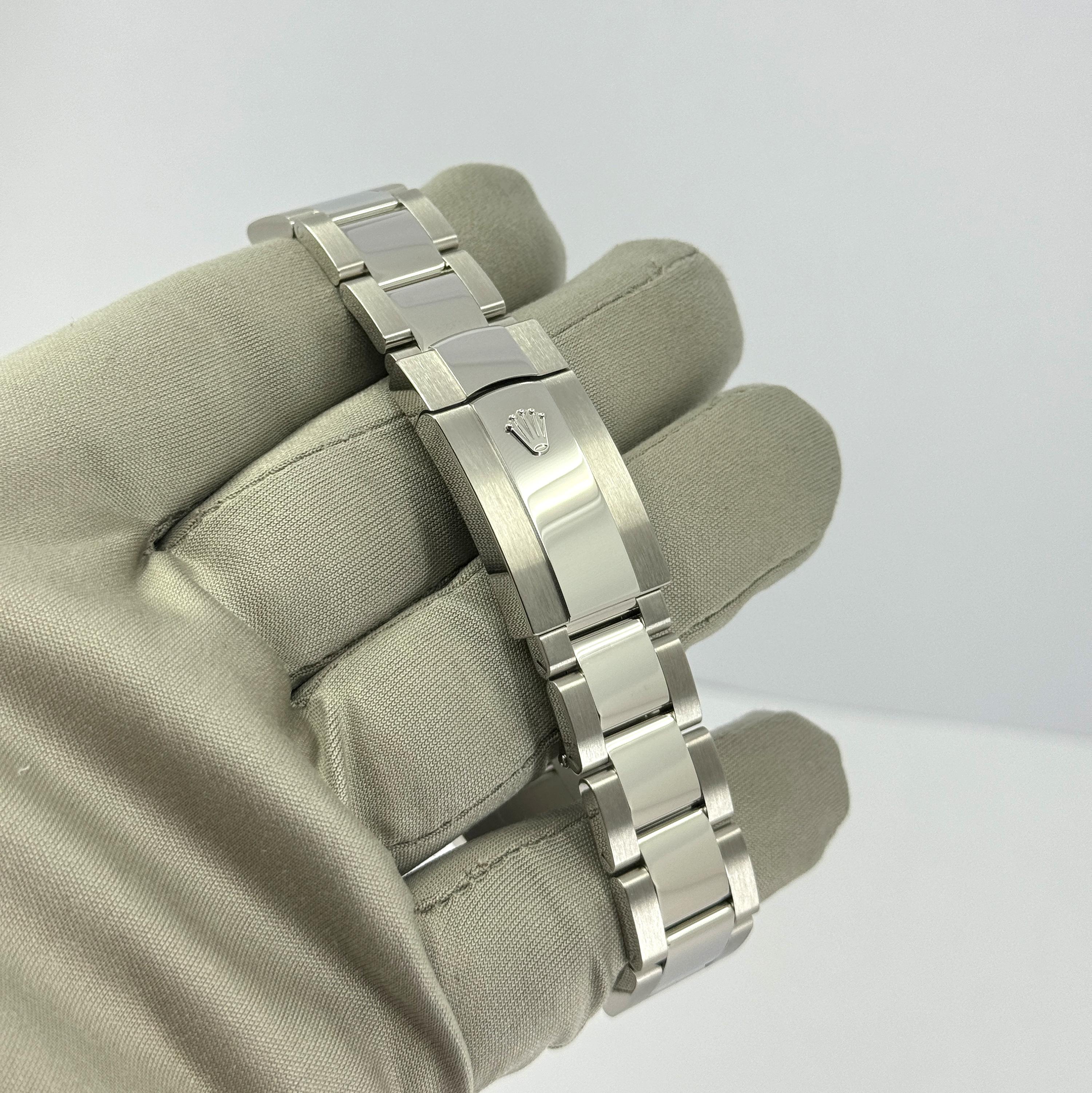 Ungetragene Rolex Datejust 41 Grün Oyster Reference# 126334, Komplettset, 2025 im Angebot 12