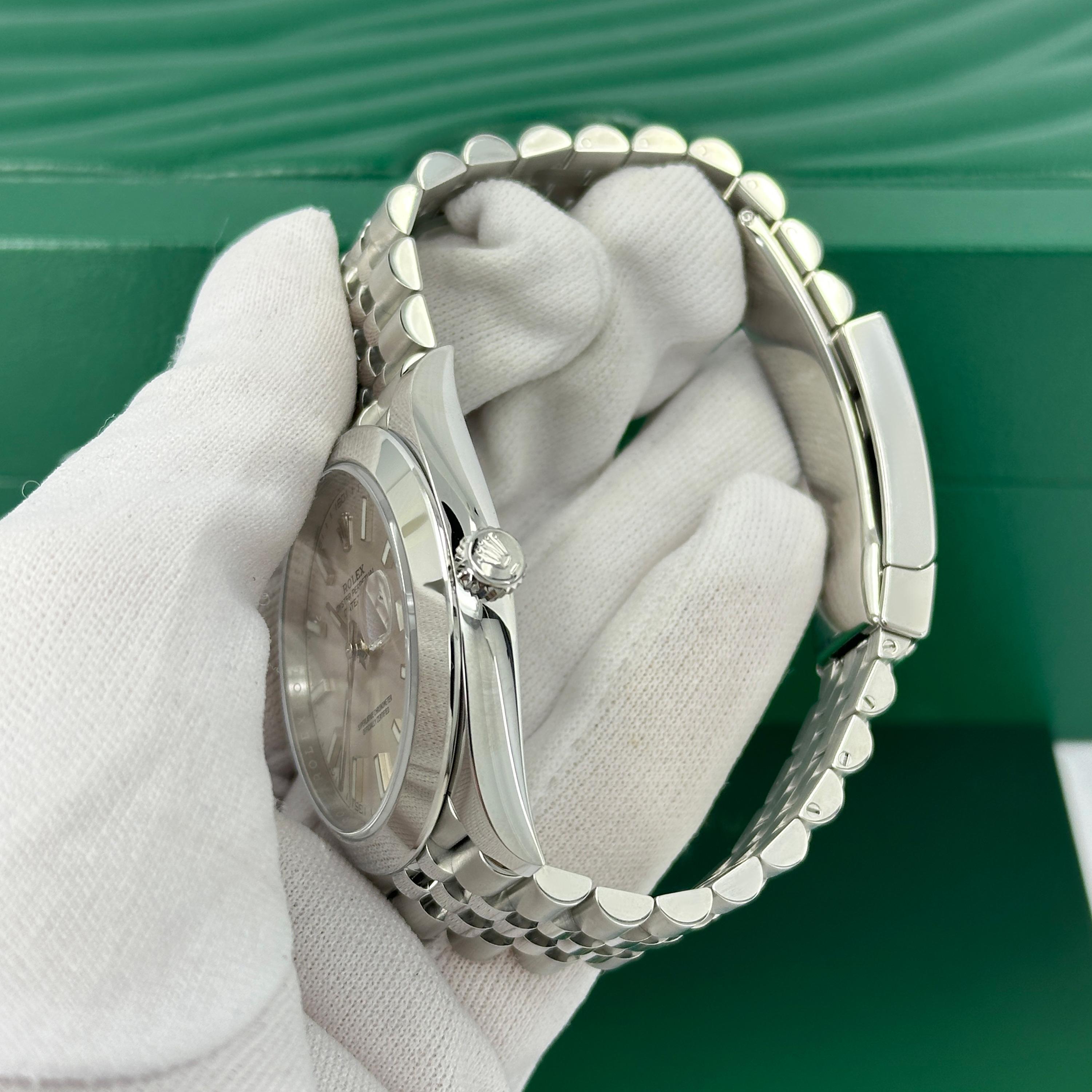 Rolex Datejust 41 Silver Jubilee sin usar Referencia# 126300, Juego completo, 2025 en venta 11