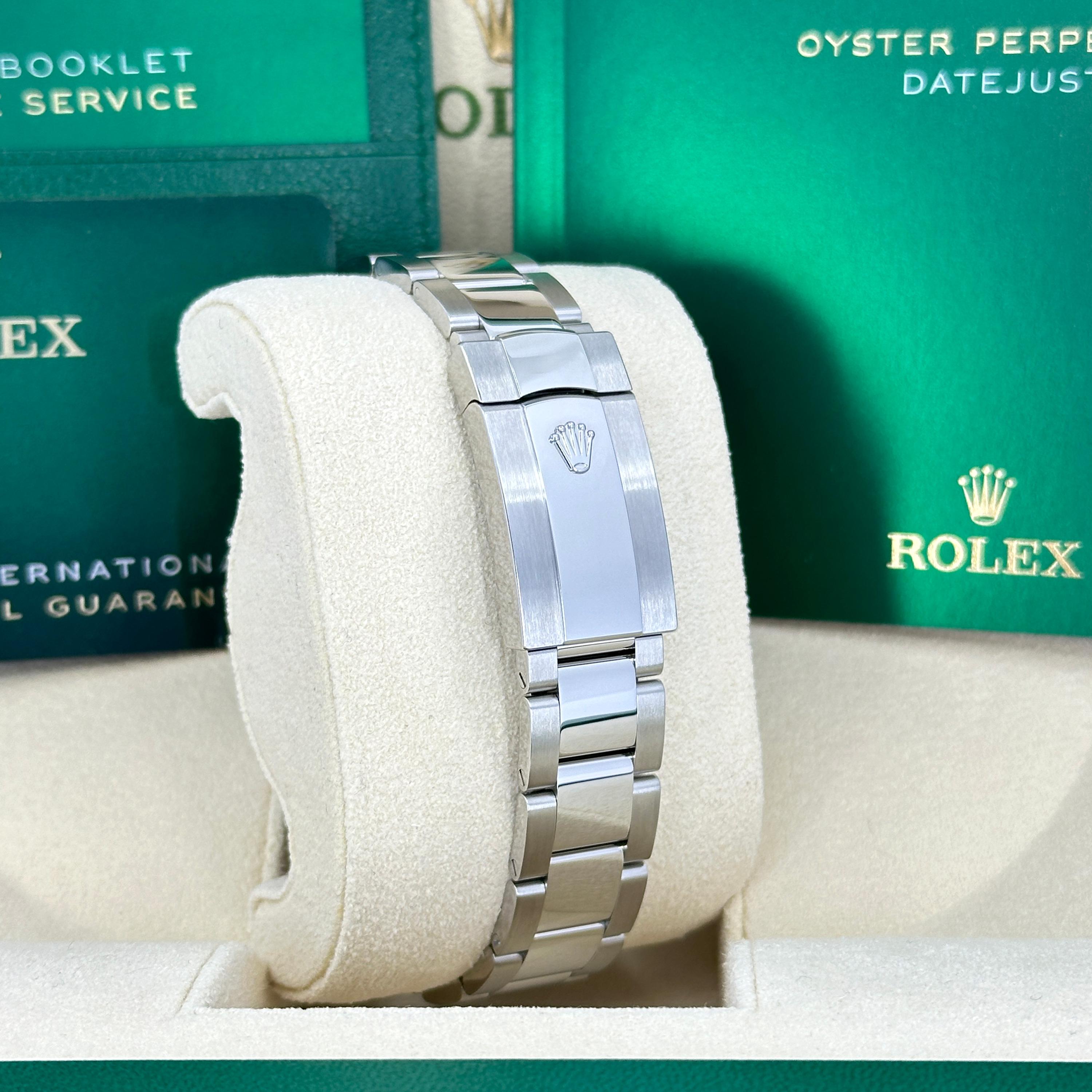 Ungetragene Rolex Datejust 41 Silver Oyster Reference# 126334, Komplettset, 2025 im Angebot 9