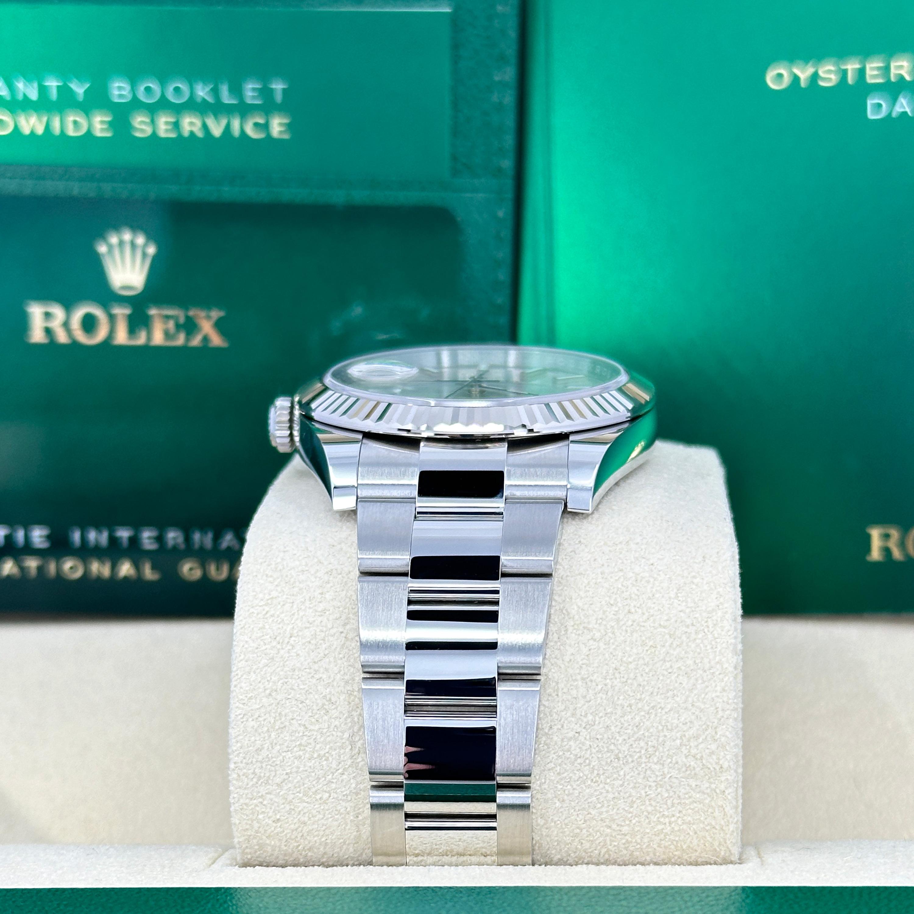 Ungetragene Rolex Datejust 41 Silver Oyster Reference# 126334, Komplettset, 2025 im Angebot 2