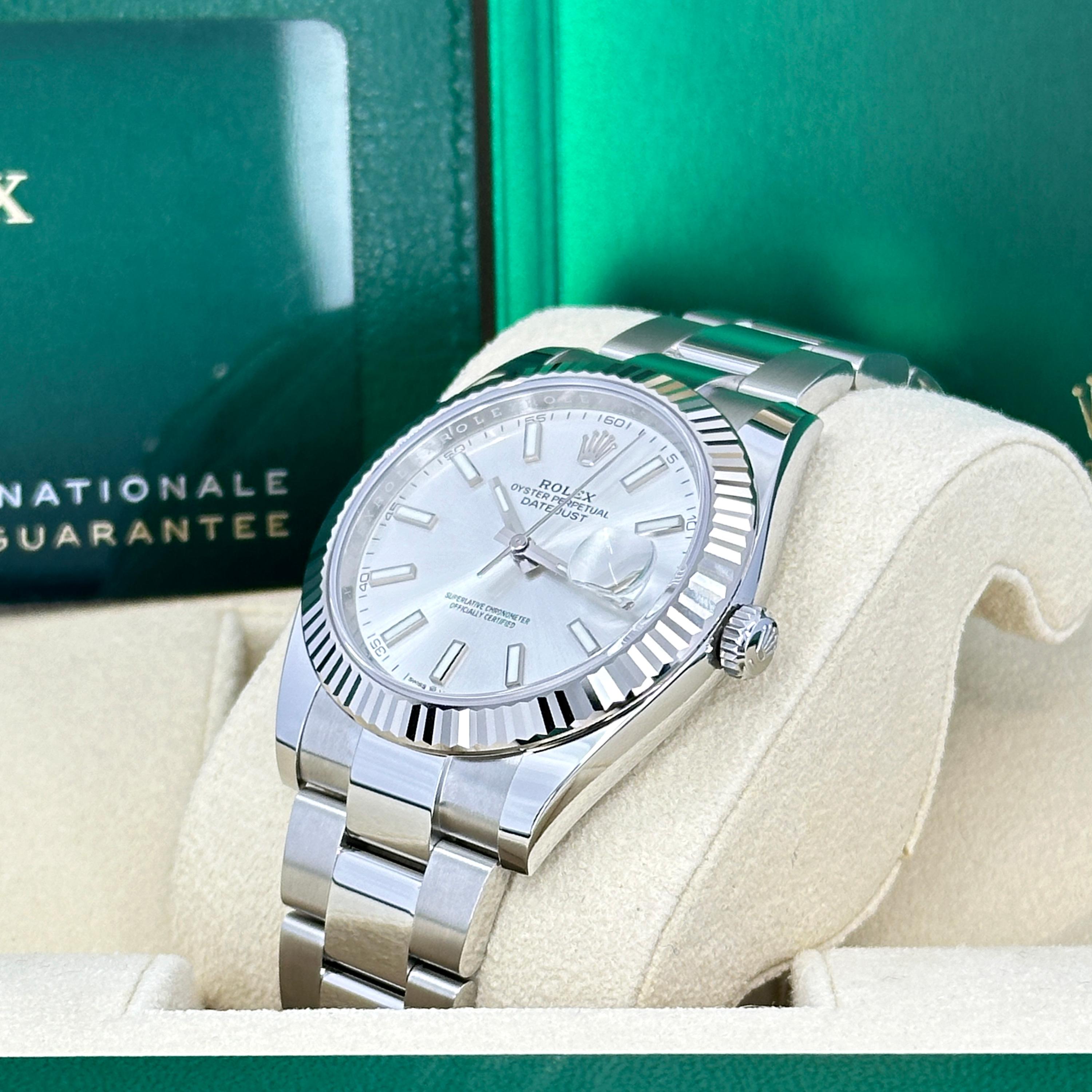 Ungetragene Rolex Datejust 41 Silver Oyster Reference# 126334, Komplettset, 2025 im Angebot 4