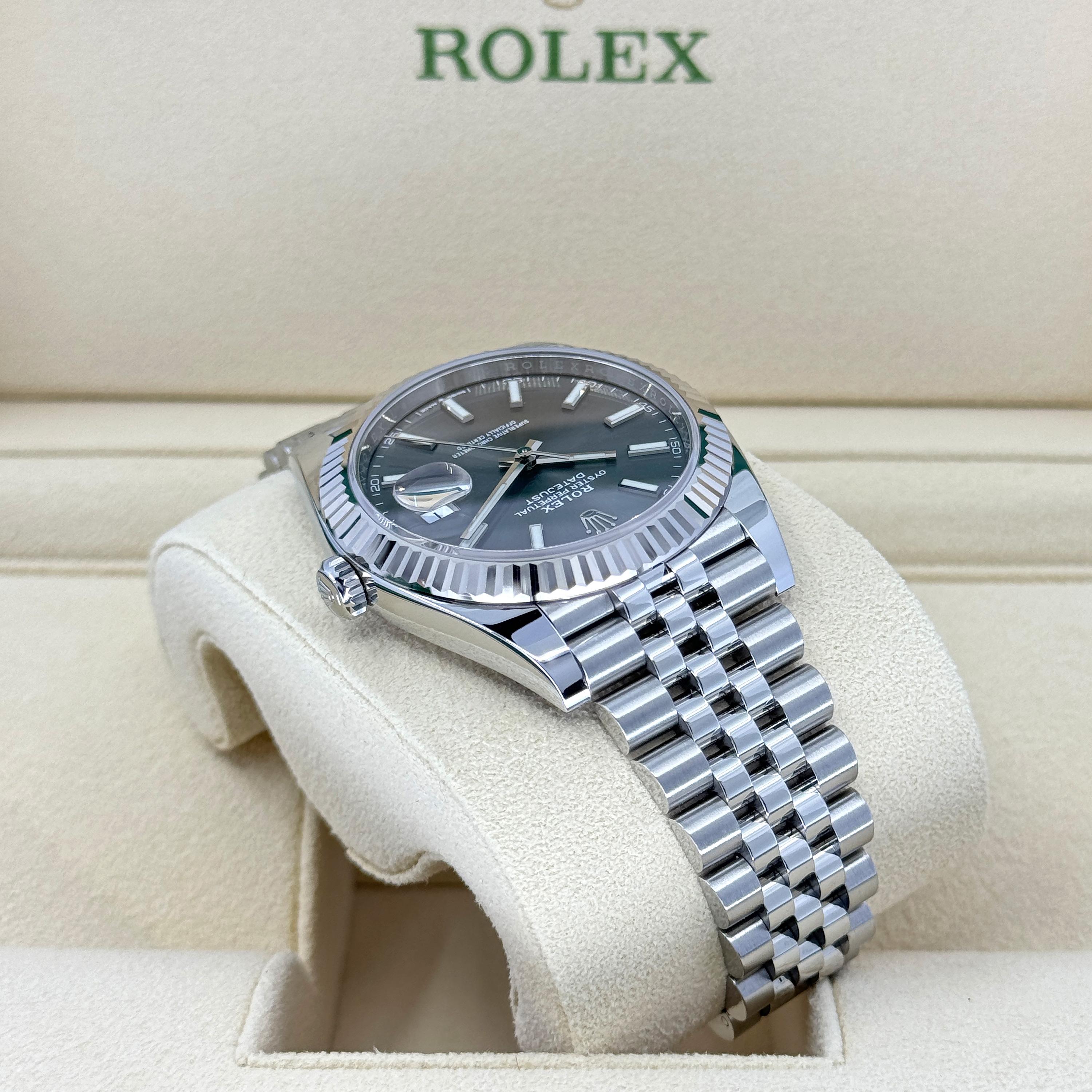 Ungetragene Rolex Datejust 41 Slate Jubilee Reference# 126334, Komplettset, 2025 im Angebot 3