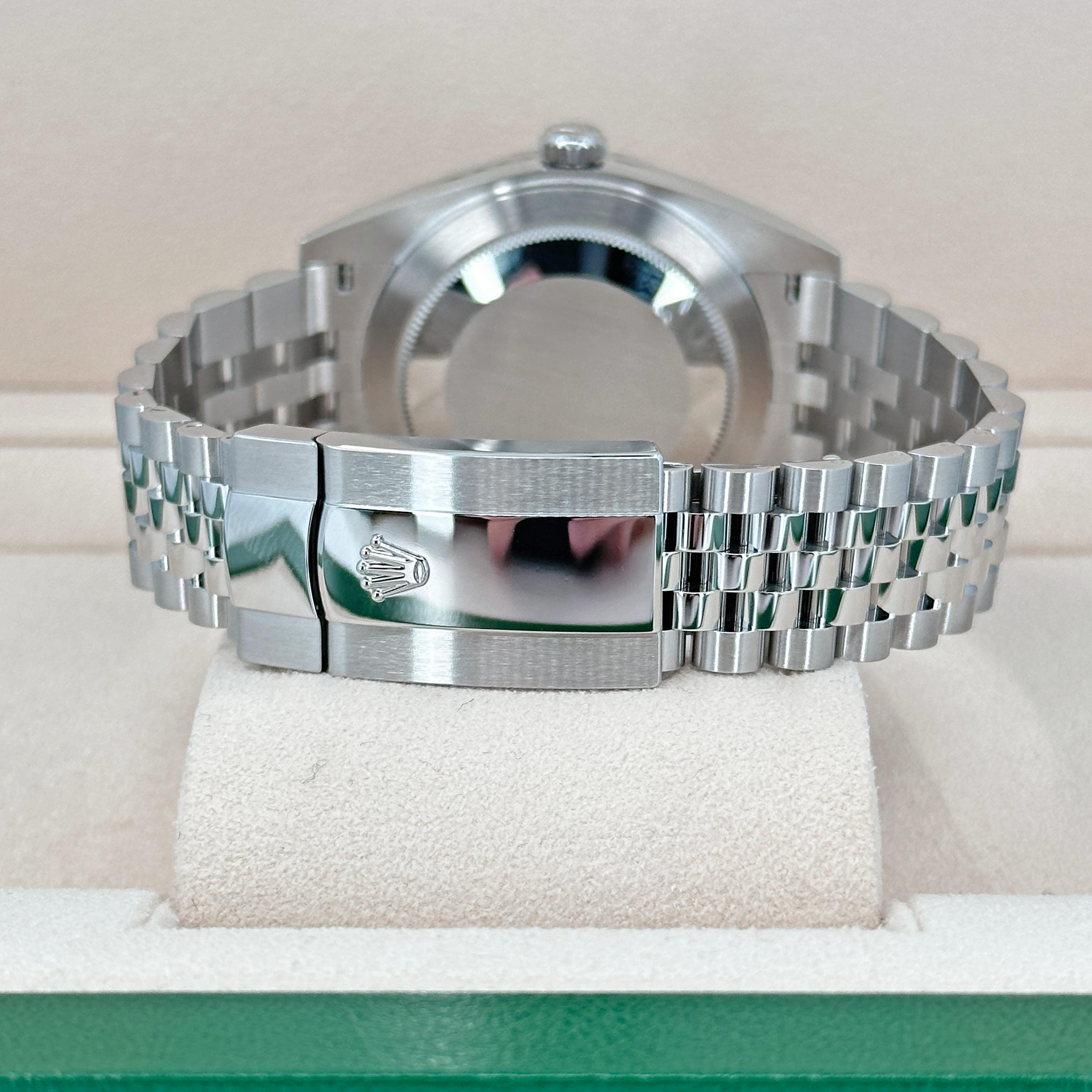 Ungetragene Rolex Datejust 41 White Jubilee Reference# 126334, Komplettset, 2025 im Angebot 6