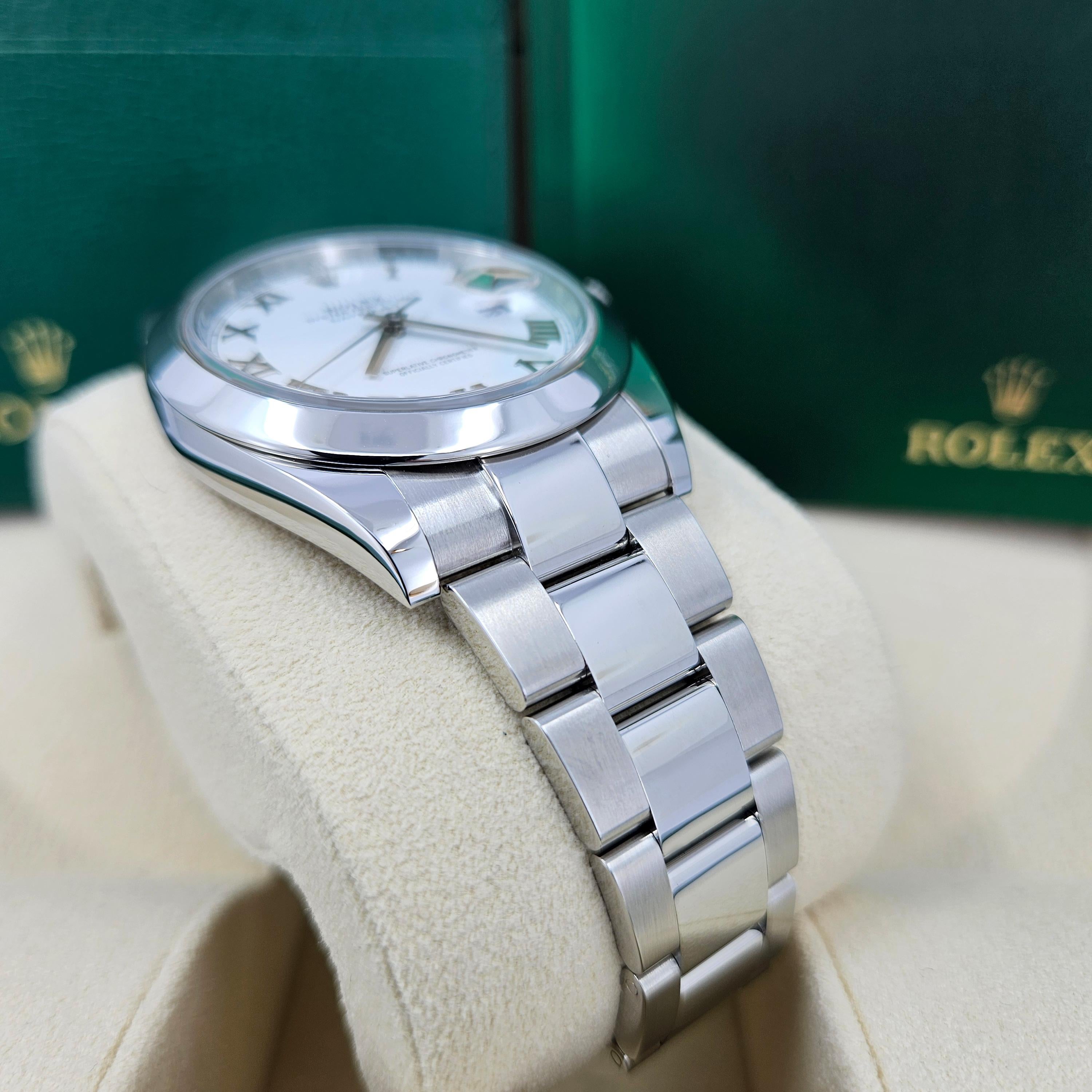Femenino o masculino Rolex Datejust 41 Blanco Oyster Sin Usar Referencia# 126300, Juego Completo, 2025 en venta