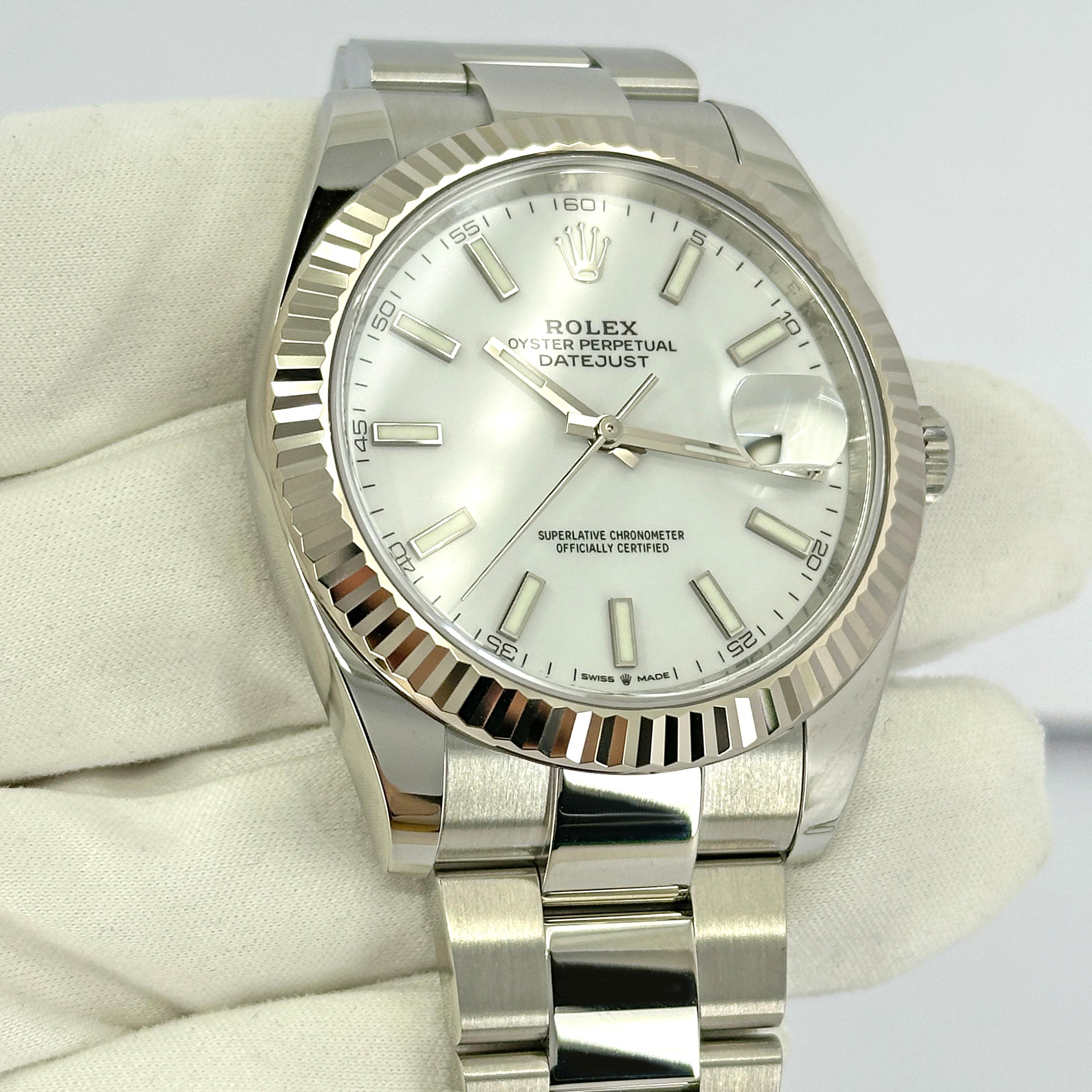 Rolex Datejust 41 White Oyster Riferimento n. 126334, Set completo, 2025 in vendita 9