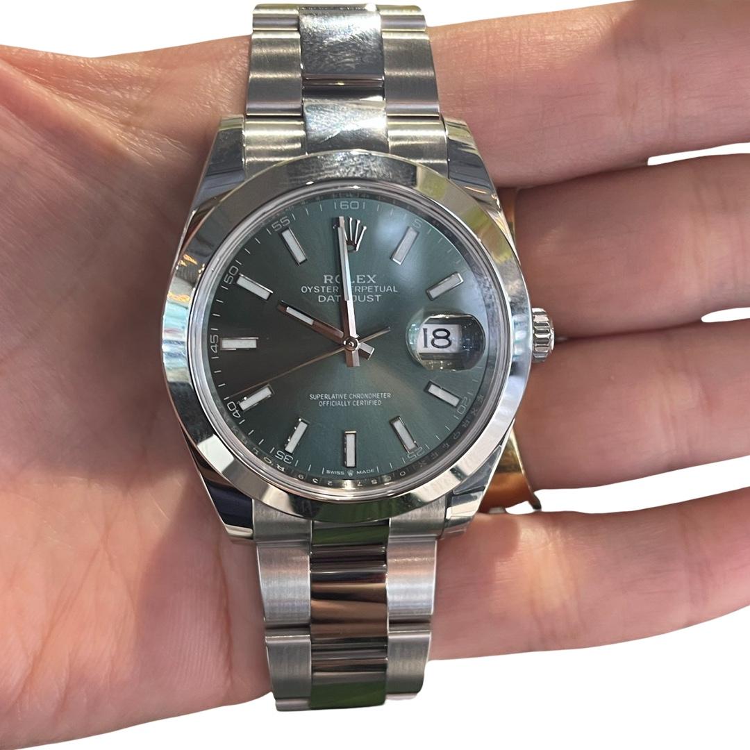 Modern UNWORN Rolex Datejust 41mm Stainless Steel Mint Green Dial REF 126300