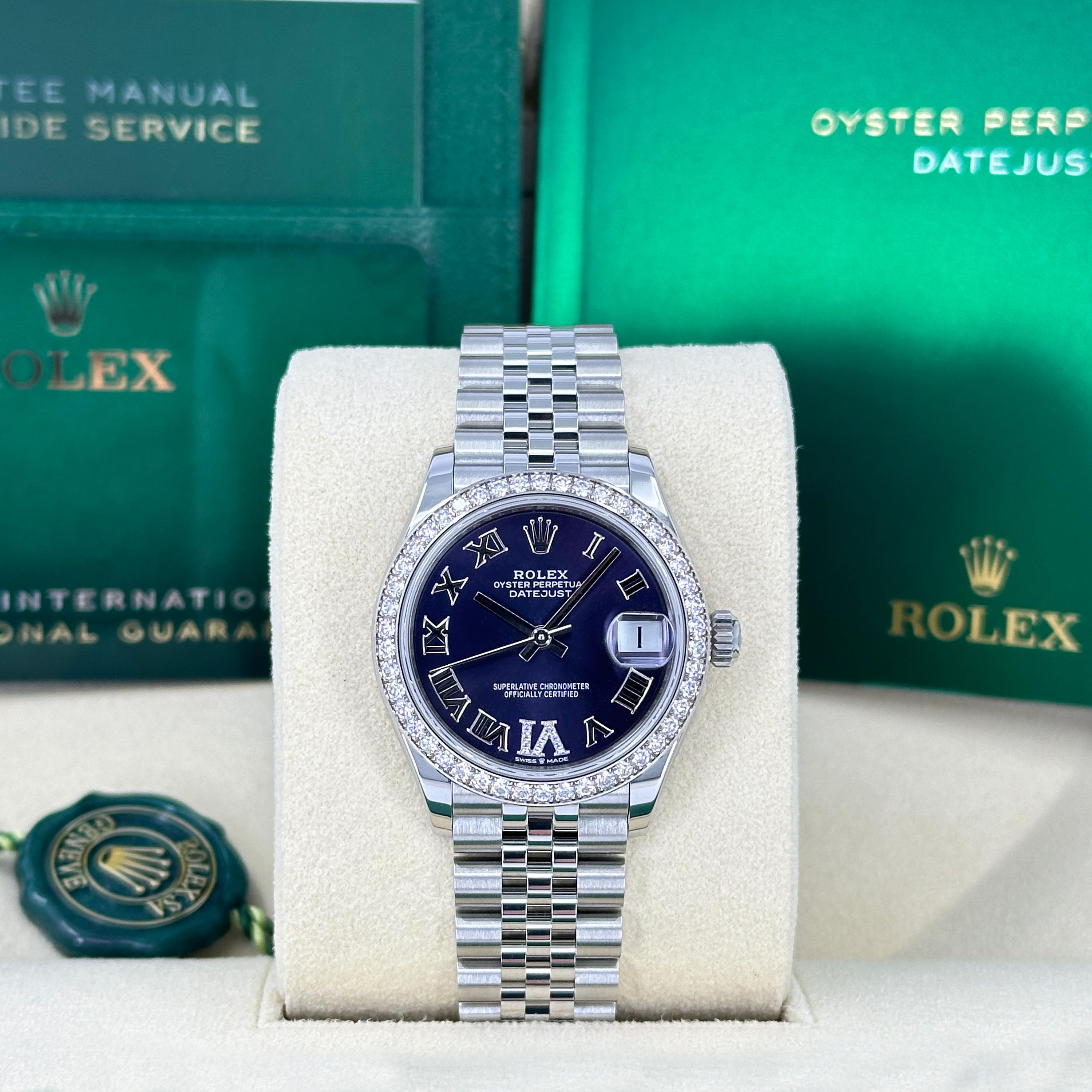 Die Rolex Datejust 31 Ref. 278384RBR-0030 ist ein großartiges Beispiel für raffinierte Handwerkskunst, Luxus und zeitlose Eleganz. Dieser 31 mm große Zeitmesser ist aus einer harmonischen Kombination von Edelstahl und 18 Karat Weißgold gefertigt und