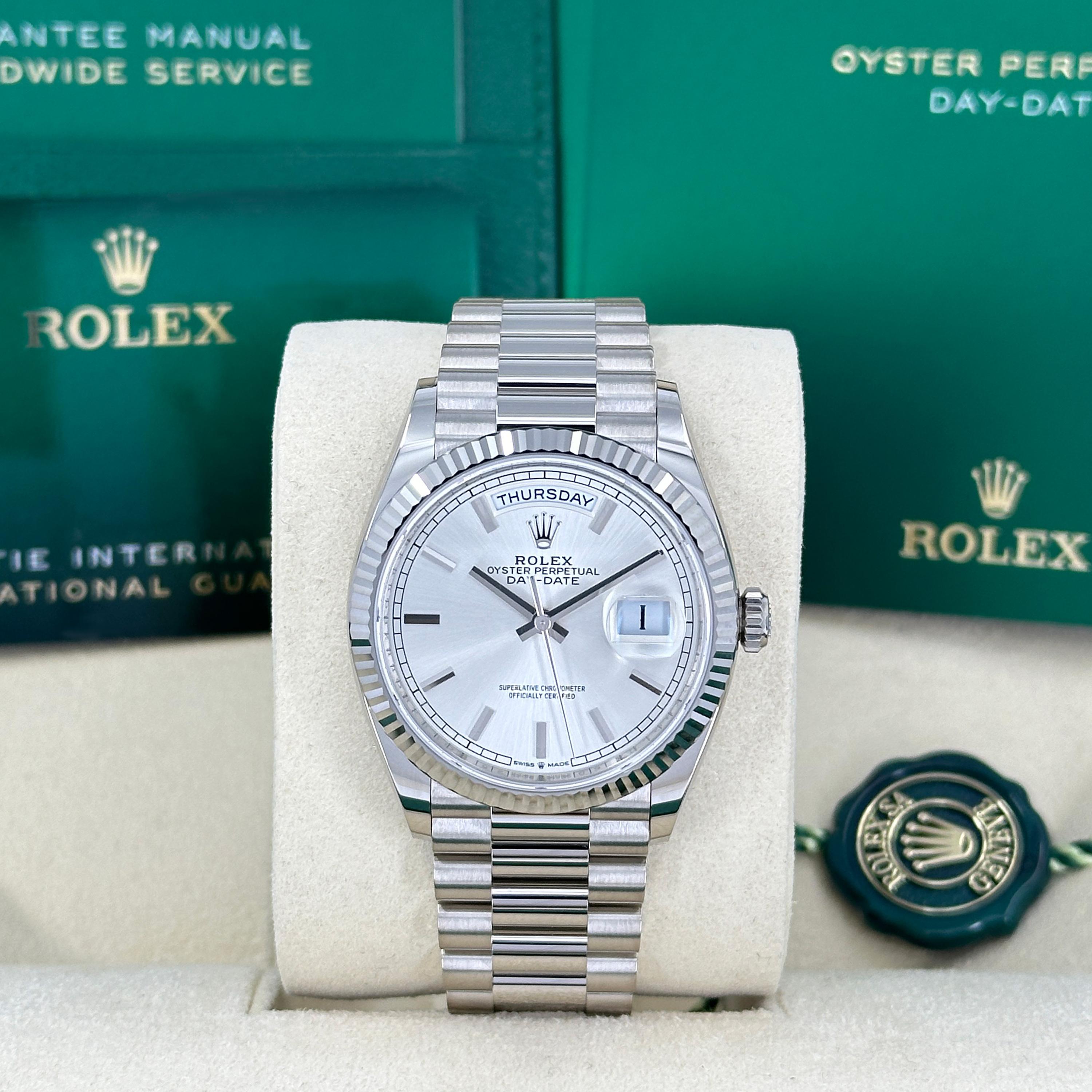 Rolex Day-Date 36 non indossato Numero di riferimento 128239, Set completo, 2025 in vendita 10