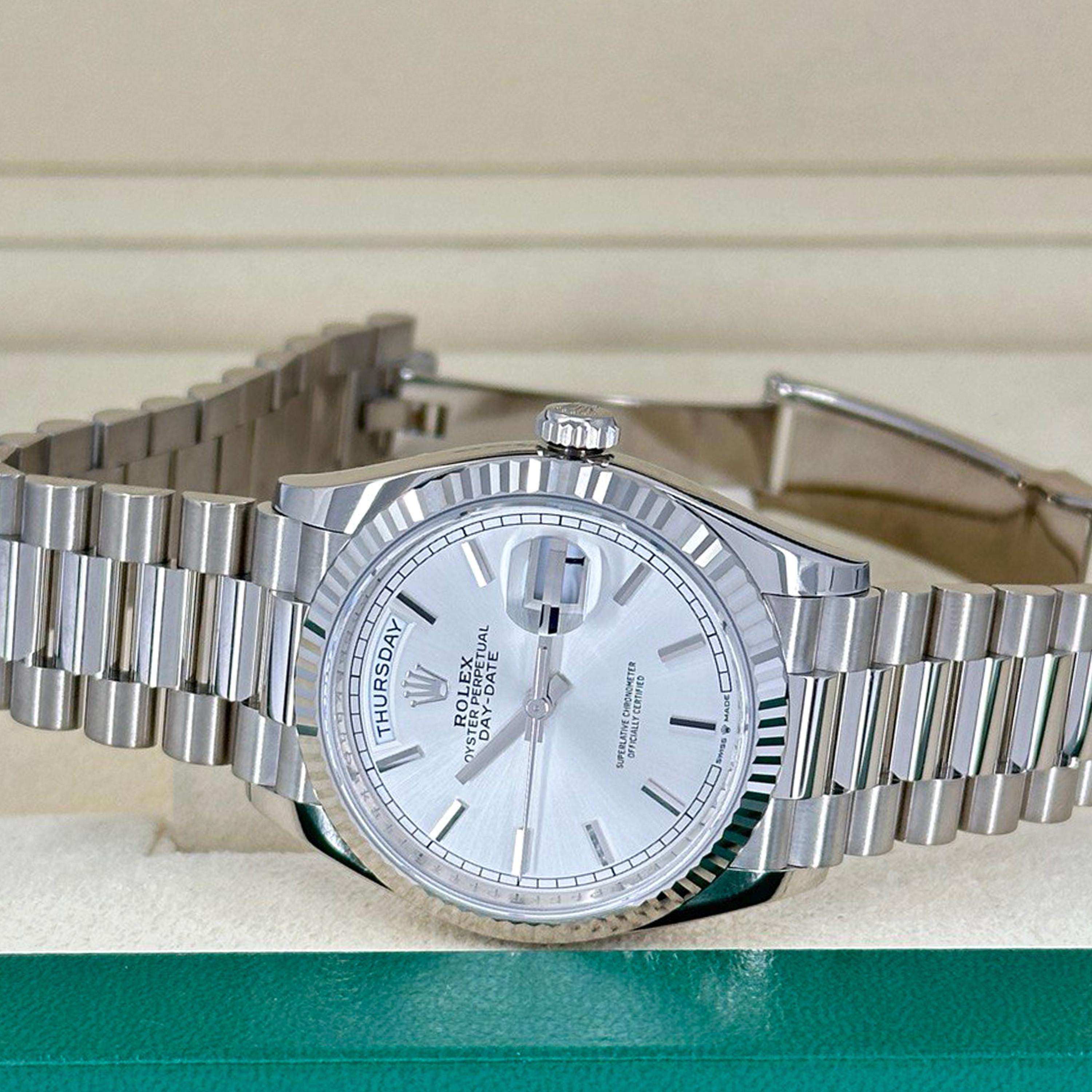 Rolex Day-Date 36 non indossato Numero di riferimento 128239, Set completo, 2025 in vendita 2
