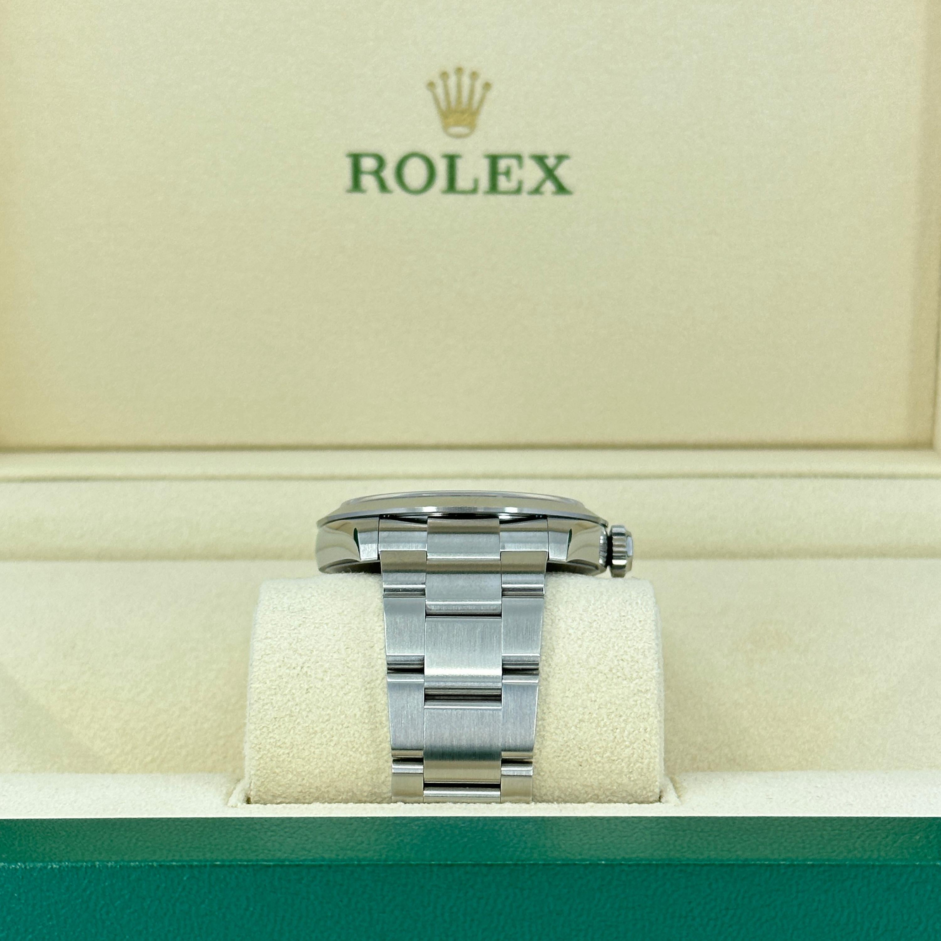 Women's or Men's Unworn Rolex Explorer 40 Reference# 224270, Complete set, 2025 For Sale