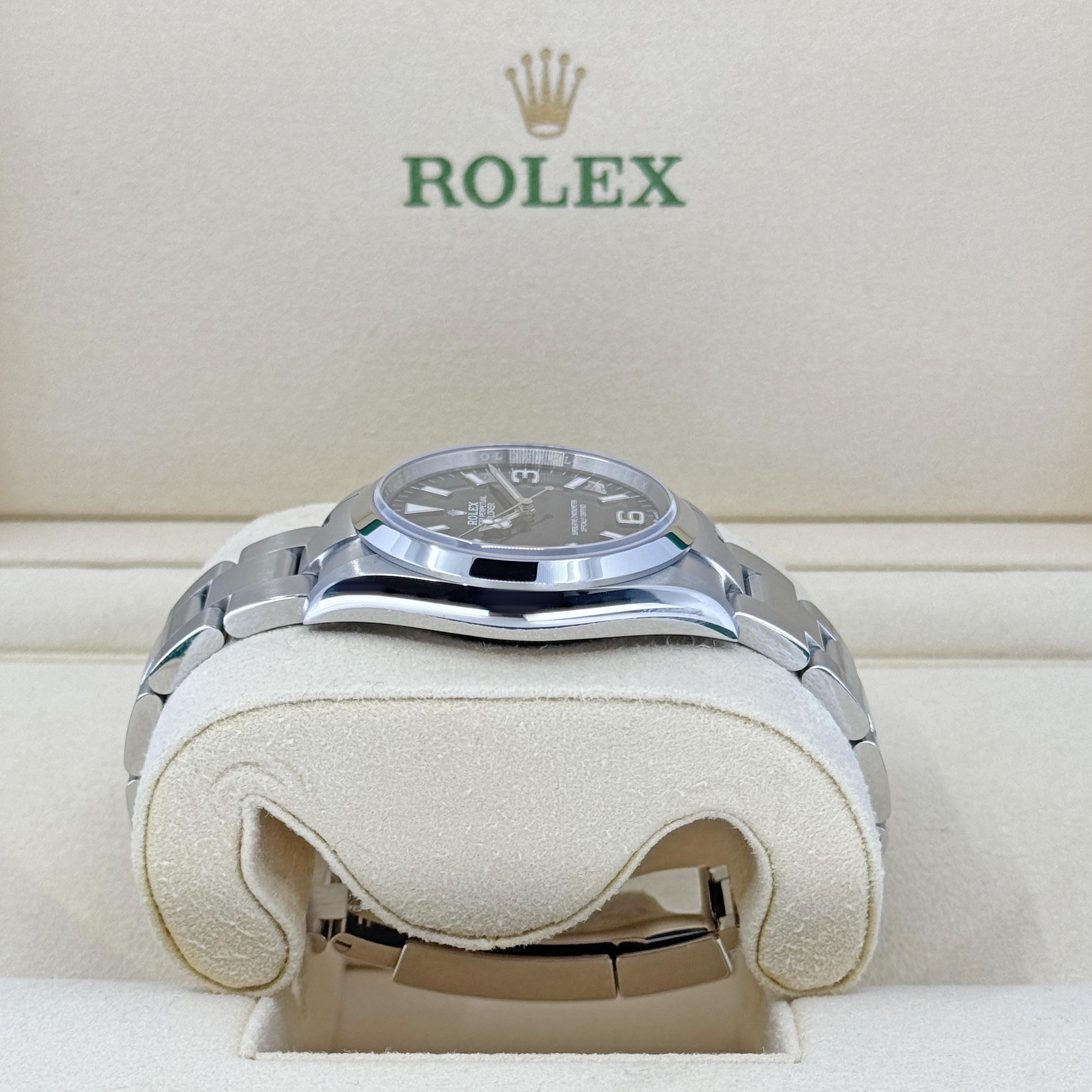 Ungetragene Rolex Explorer Reference# 124270, Komplettset, 2025 im Angebot 3