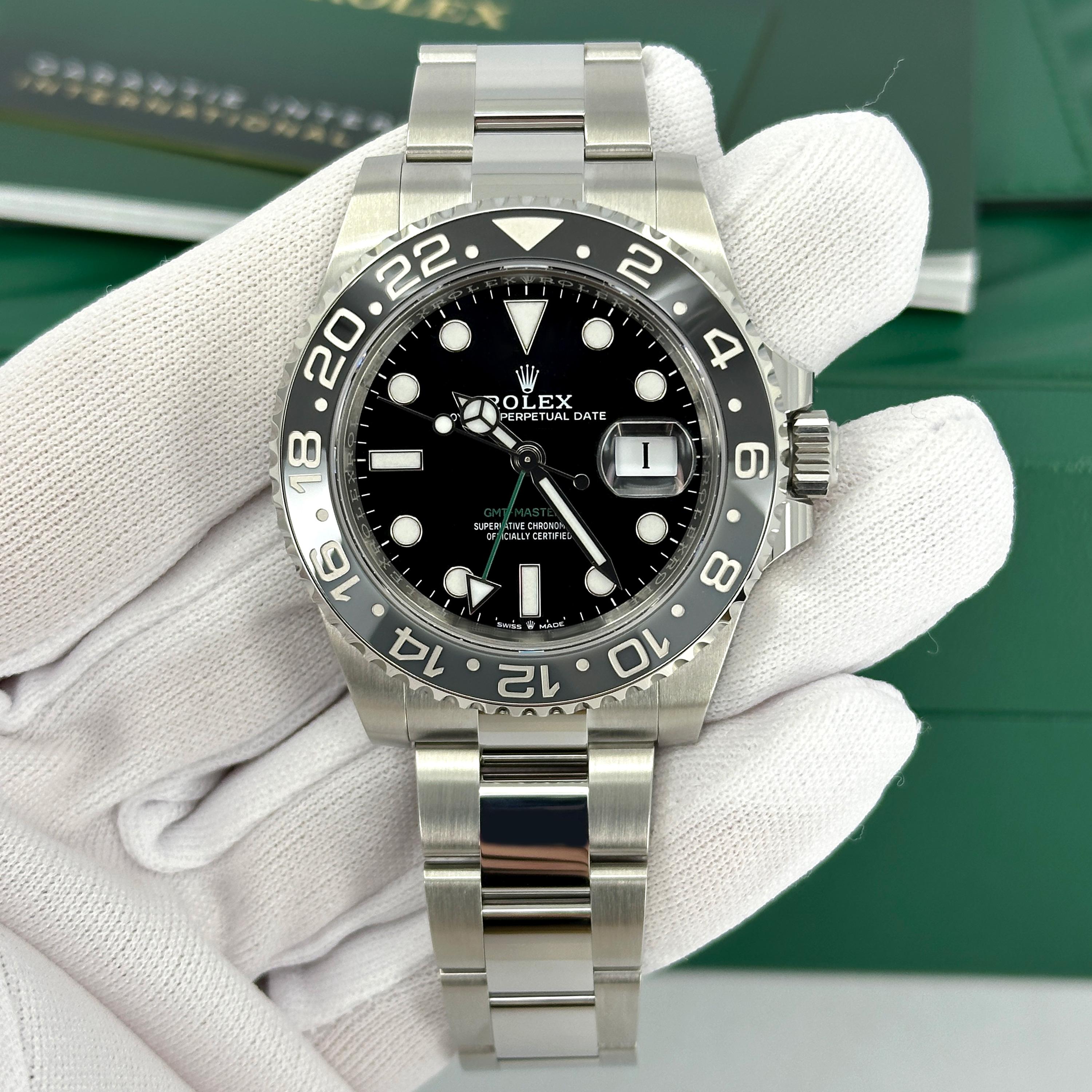 Rolex GMT-Master II non indossato Numero di riferimento 126710GRNR, Set completo, 2025 in vendita 10
