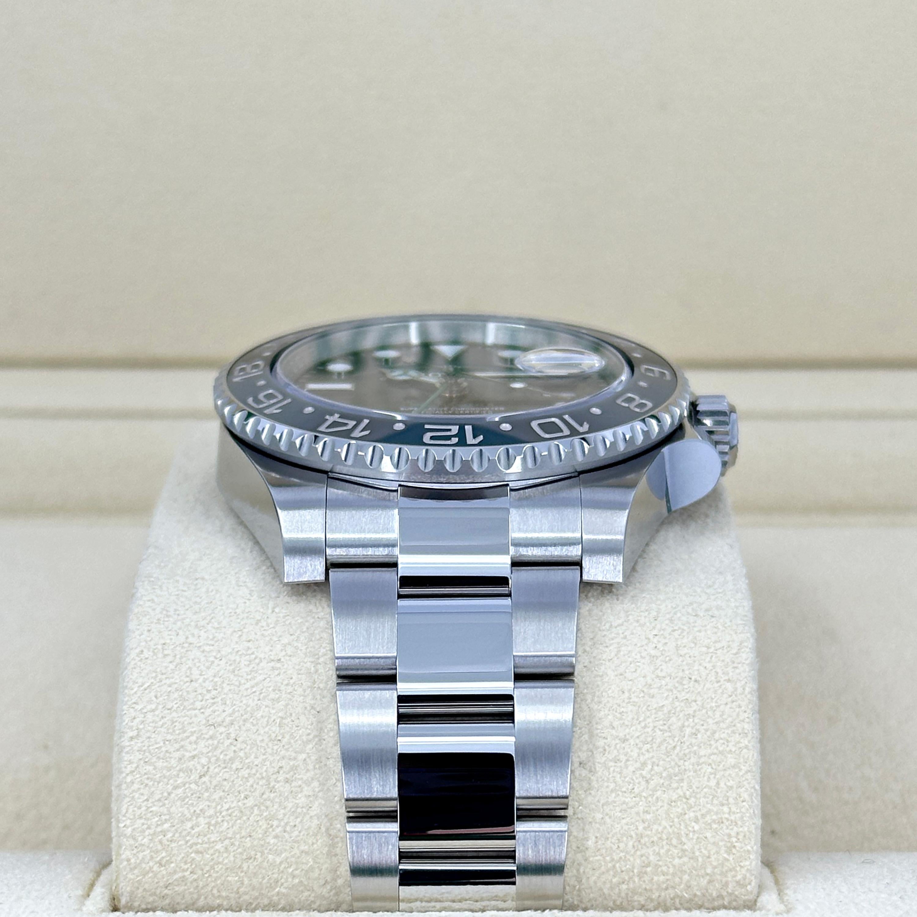 da uomo o donna Rolex GMT-Master II non indossato Numero di riferimento 126710GRNR, Set completo, 2025 in vendita