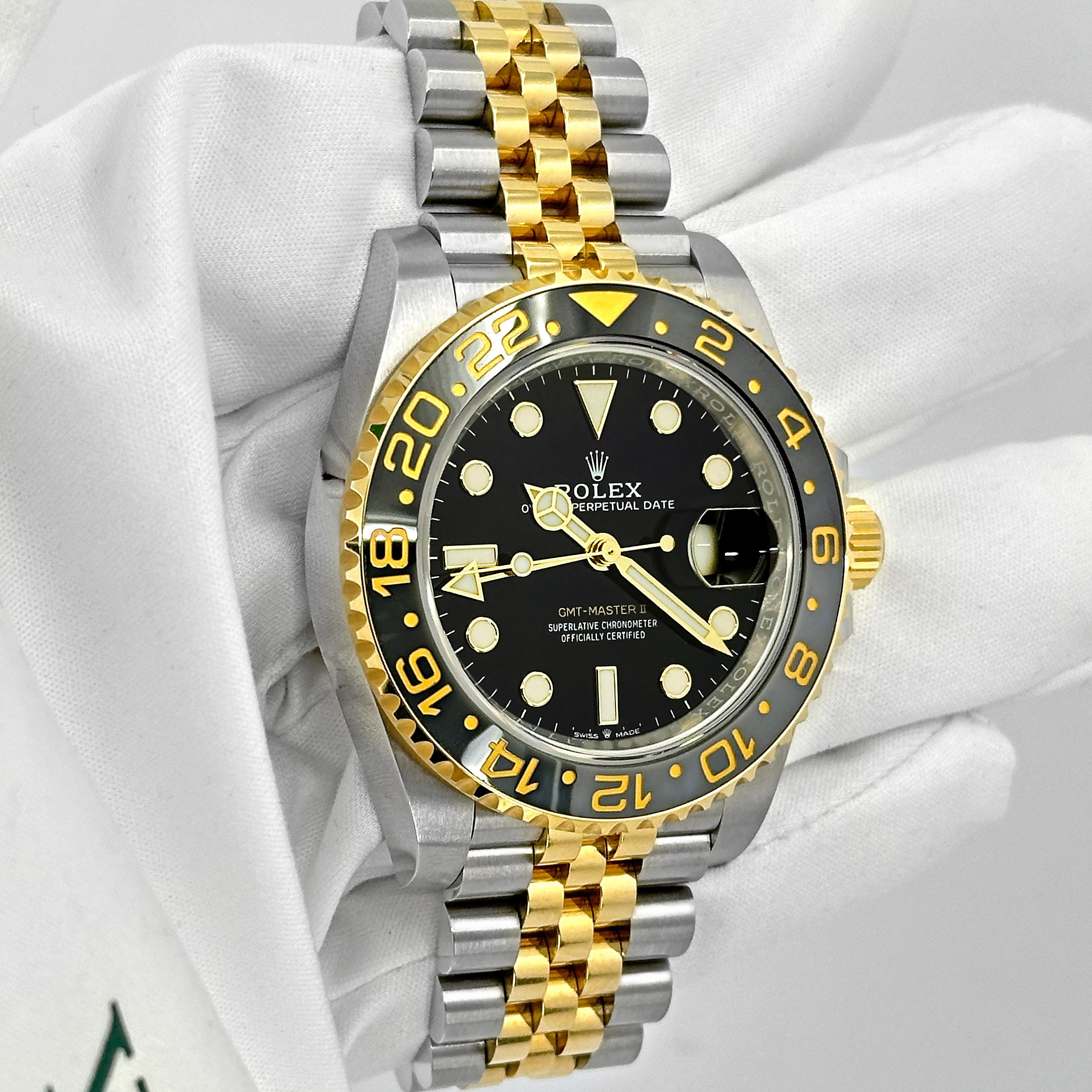Rolex GMT-Master II Reference# 126713GRNR, Jeu complet, 2025 en vente 8