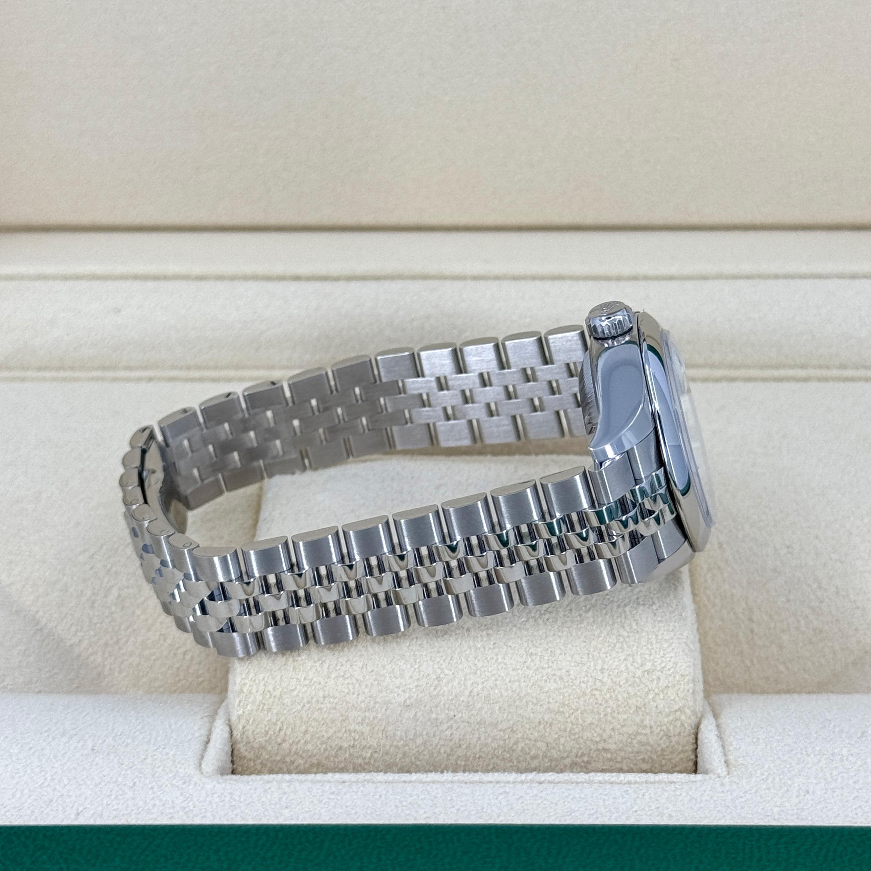 Ungetragene Rolex Lady-Datejust 28 Reference# 279160, Komplettset, 2025 im Angebot 9