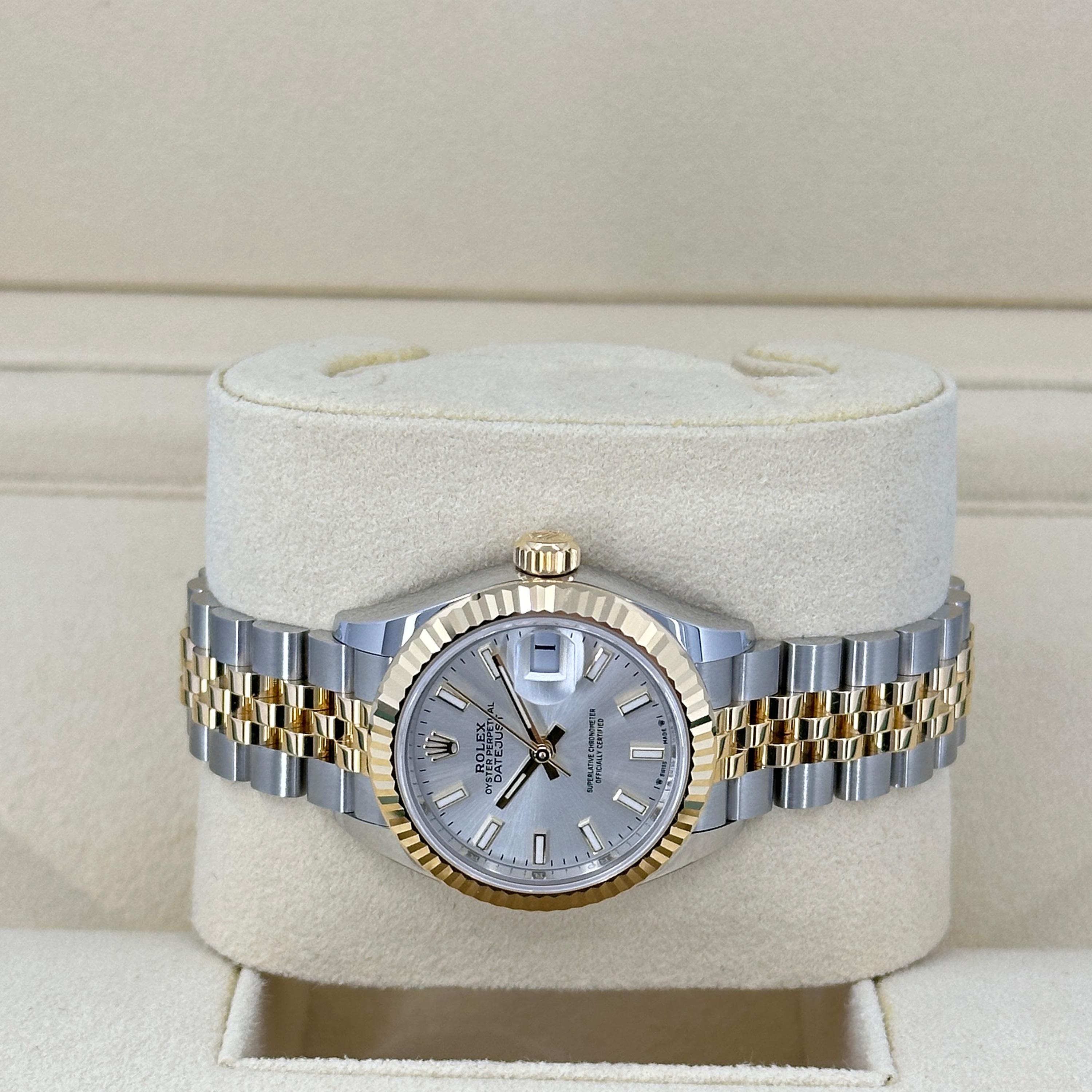 Ungetragene Rolex Lady-Datejust 28 Reference# 279173, Komplettset, 2025 im Angebot 6