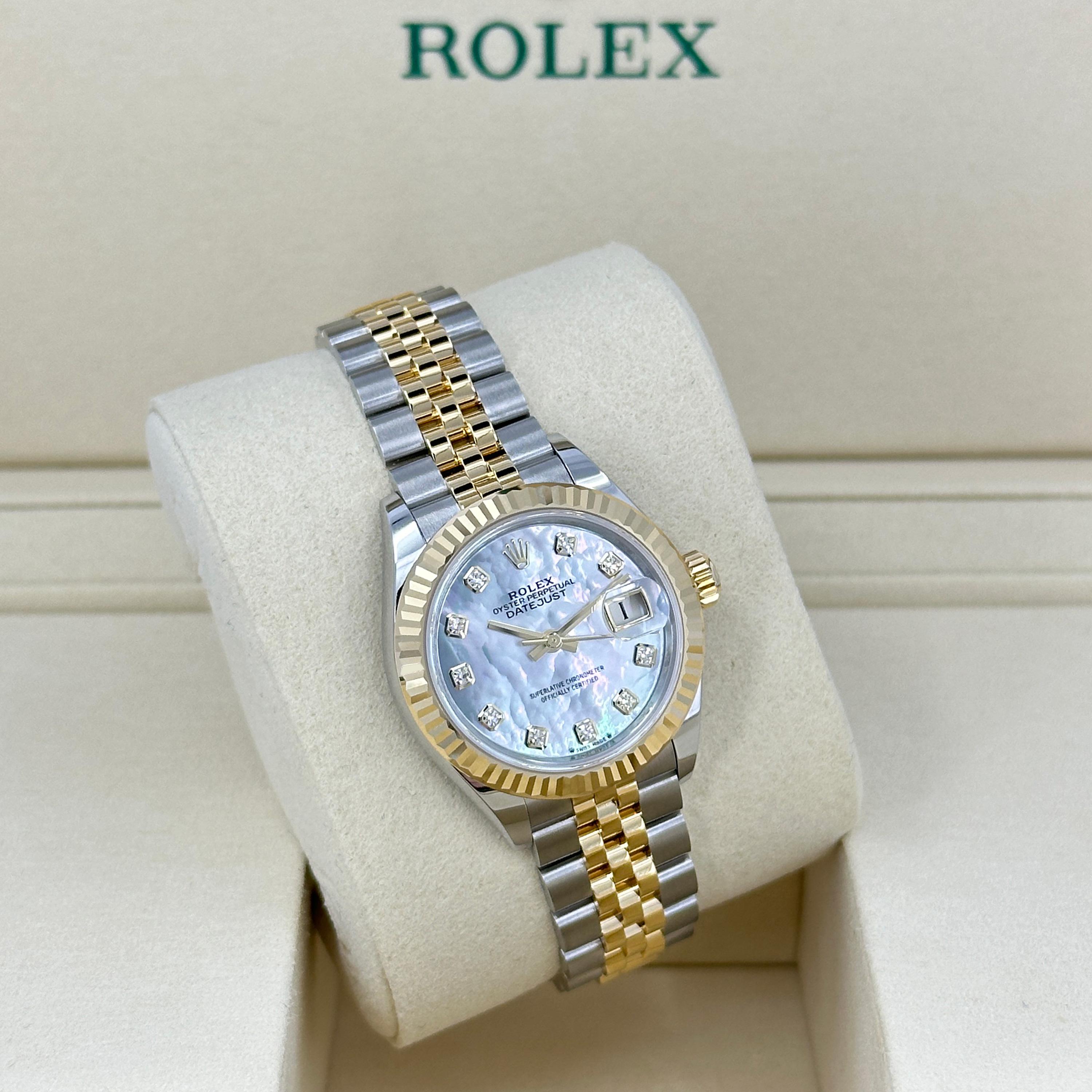 Ungetragene Rolex Lady-Datejust 28 Reference# 279173, Komplettset, 2025 im Angebot 6