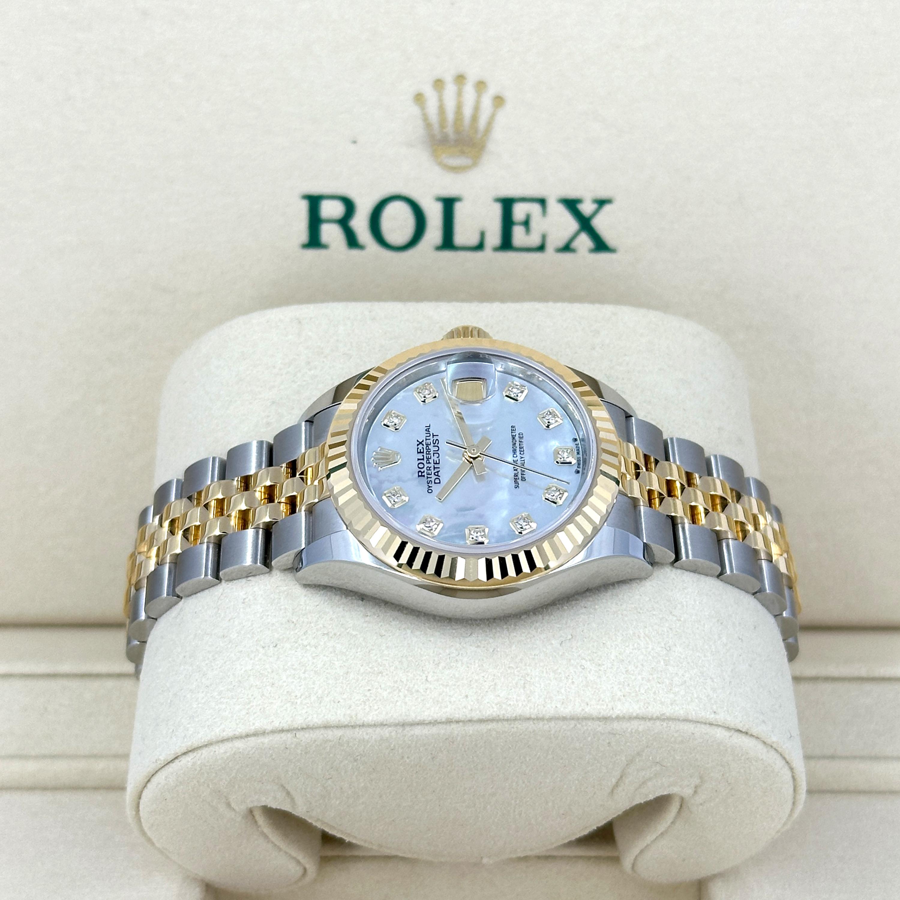Ungetragene Rolex Lady-Datejust 28 Reference# 279173, Komplettset, 2025 im Angebot 7
