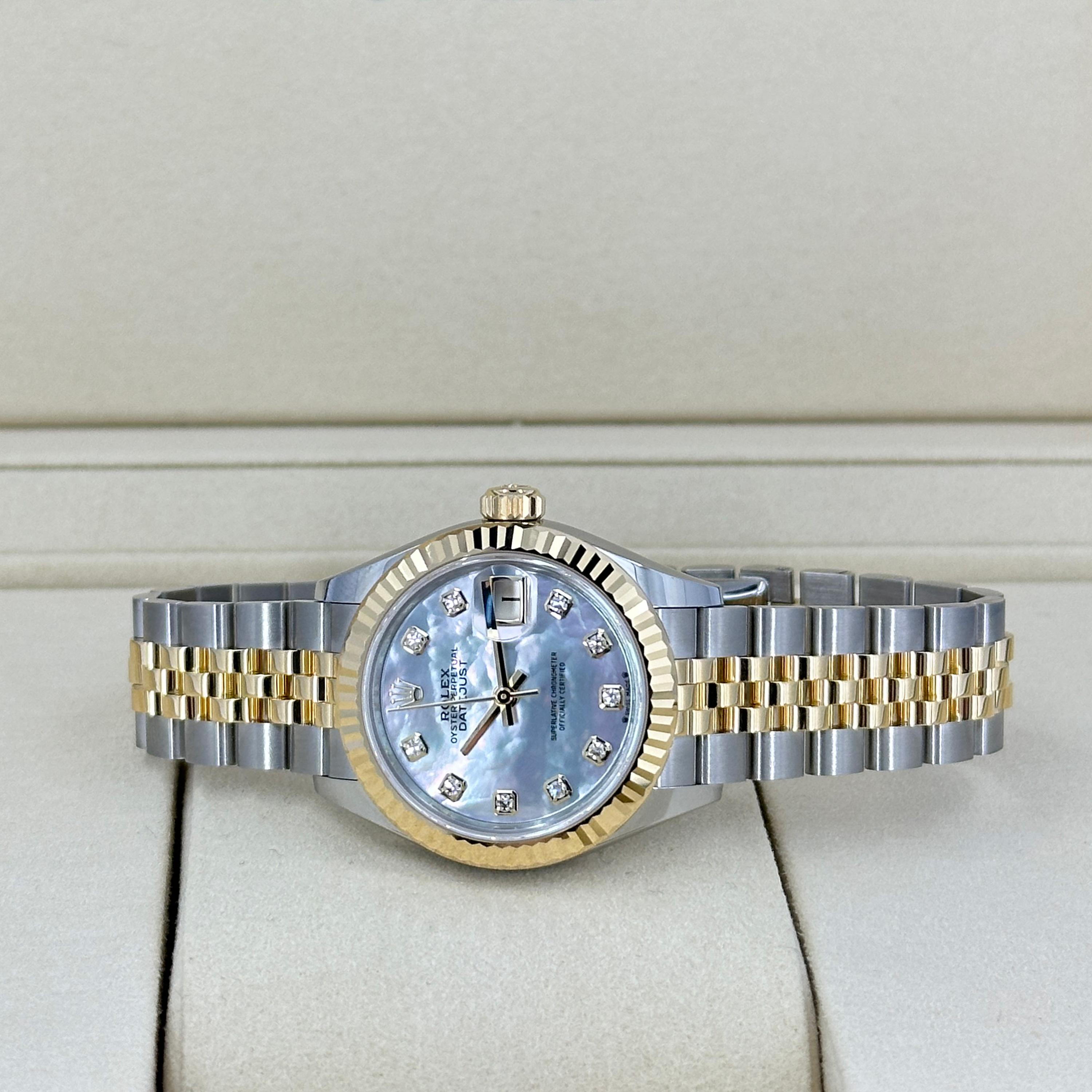 Ungetragene Rolex Lady-Datejust 28 Reference# 279173, Komplettset, 2025 im Angebot 9