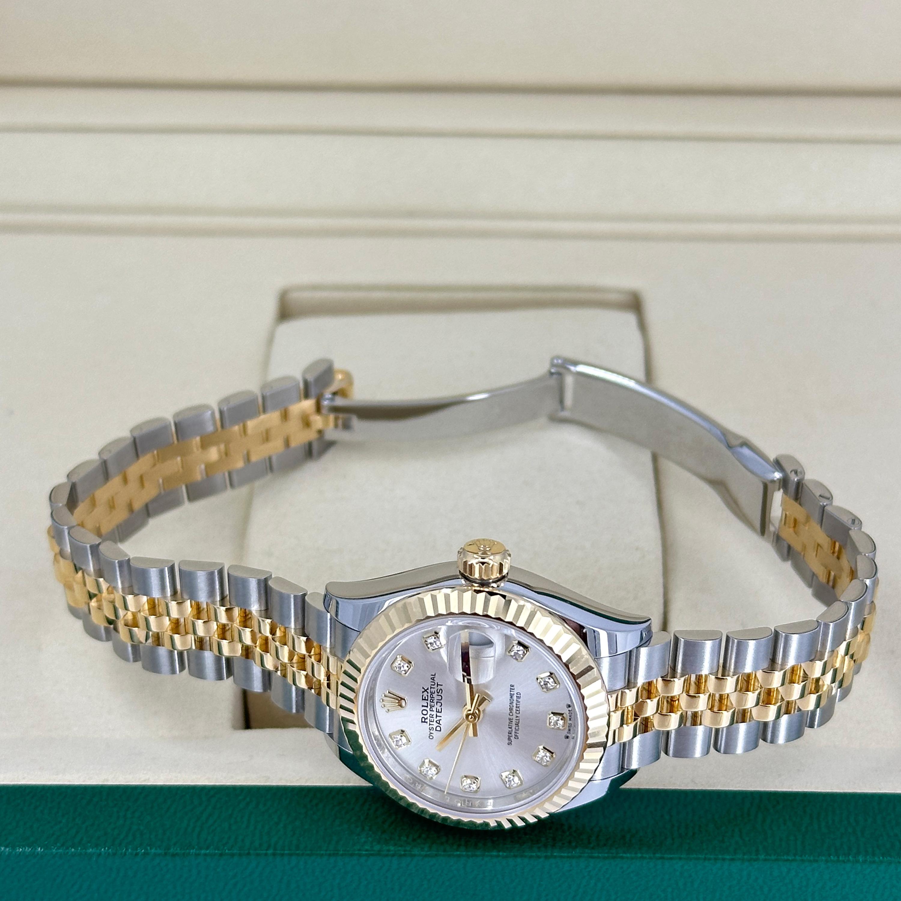 Rolex Lady-Datejust 28 Riferimento # 279173, Set completo, 2025 in vendita 10
