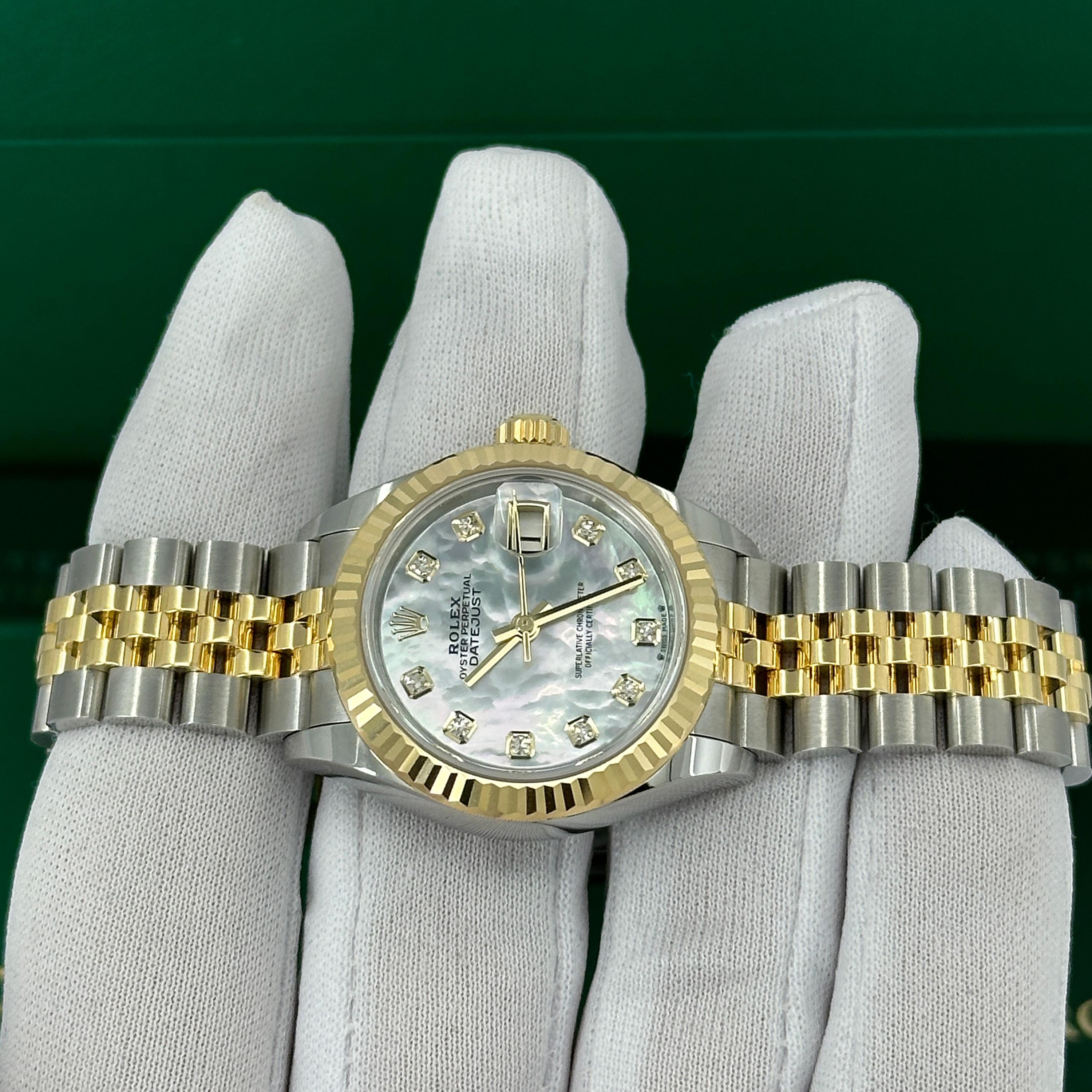 Ungetragene Rolex Lady-Datejust 28 Reference# 279173, Komplettset, 2025 im Angebot 14